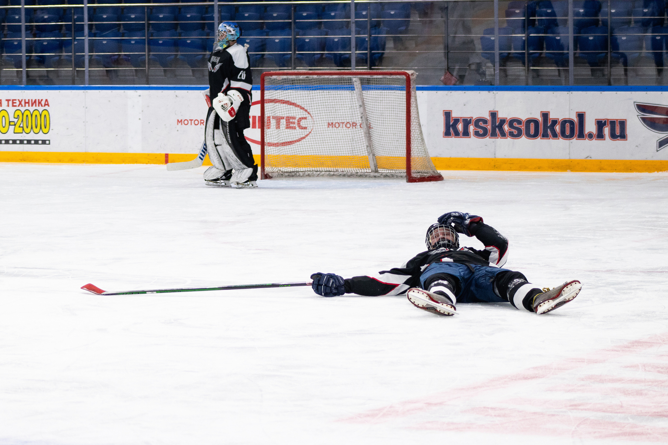 Хоккей, фотограф для спортивной съемки, фотограф для хоккейной съемки, фотограф на репортаж, репортажные фотограф, Красноярск фотограф, хоккей красноярск