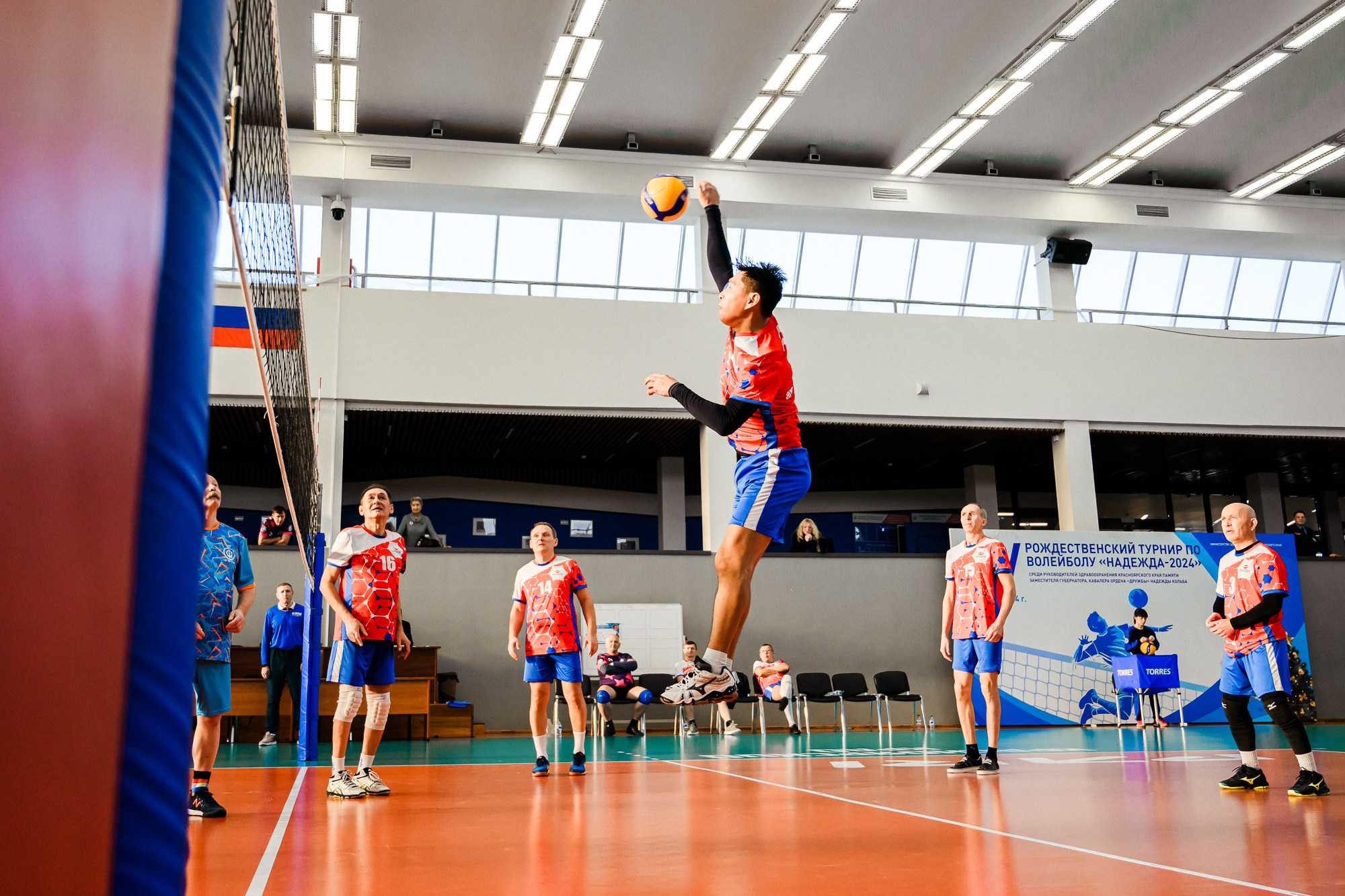 Рождественский турнир по волейболу «Надежда» МинЗдрава. 📸Портретный и репортажный фотограф | Красноярск | Поливода Дмитрий📸