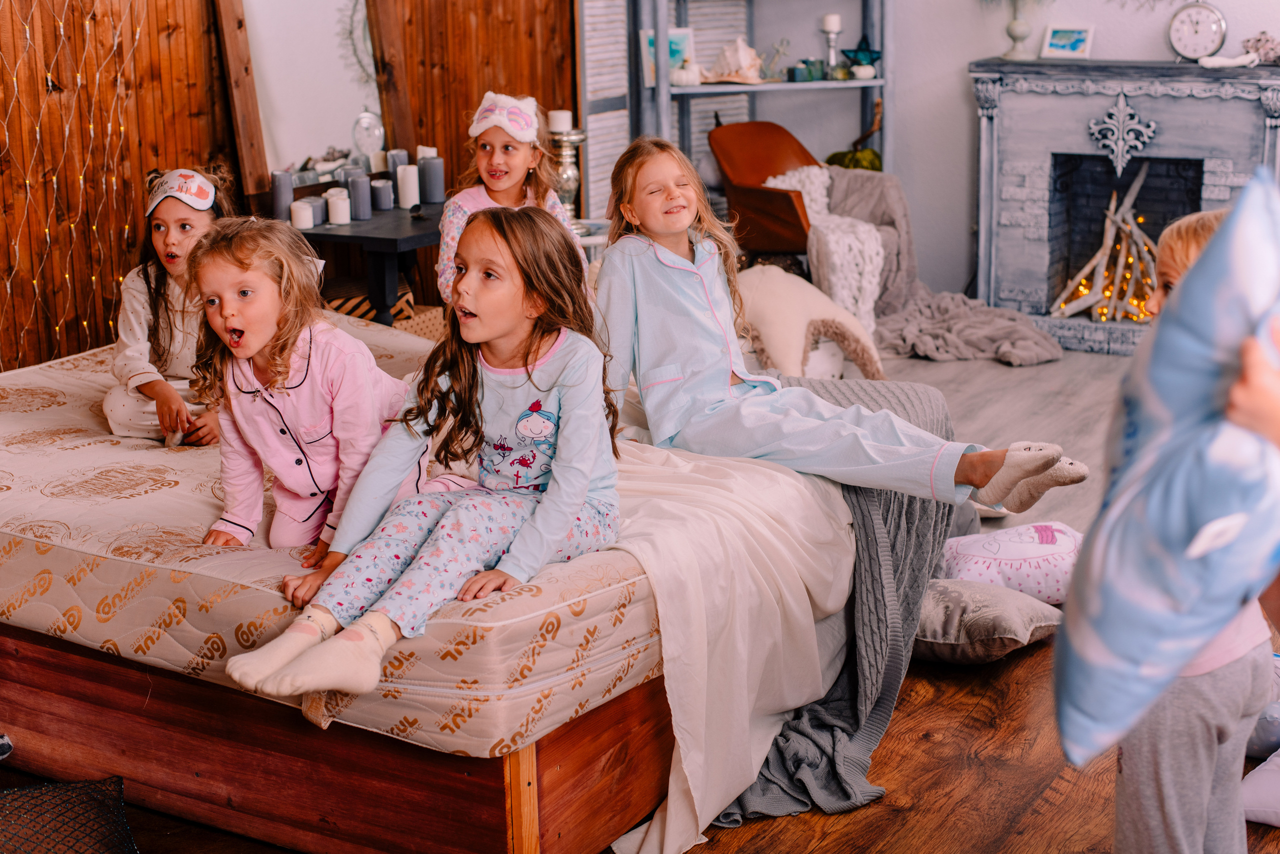 Пижамная вечеринка Маруси. Семейный и свадебный фотограф в Рязани Лиза Голованова