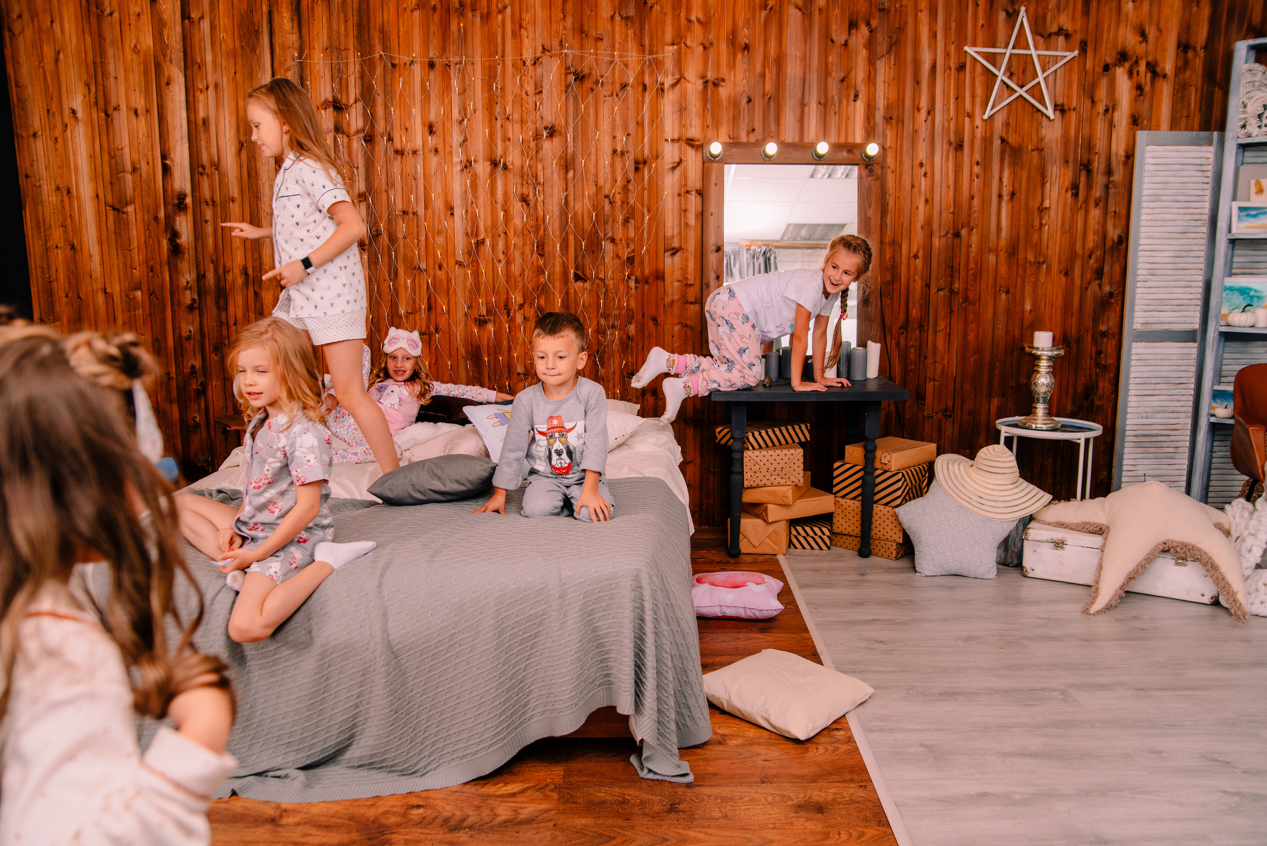 Пижамная вечеринка Маруси. Семейный и свадебный фотограф в Рязани Лиза Голованова