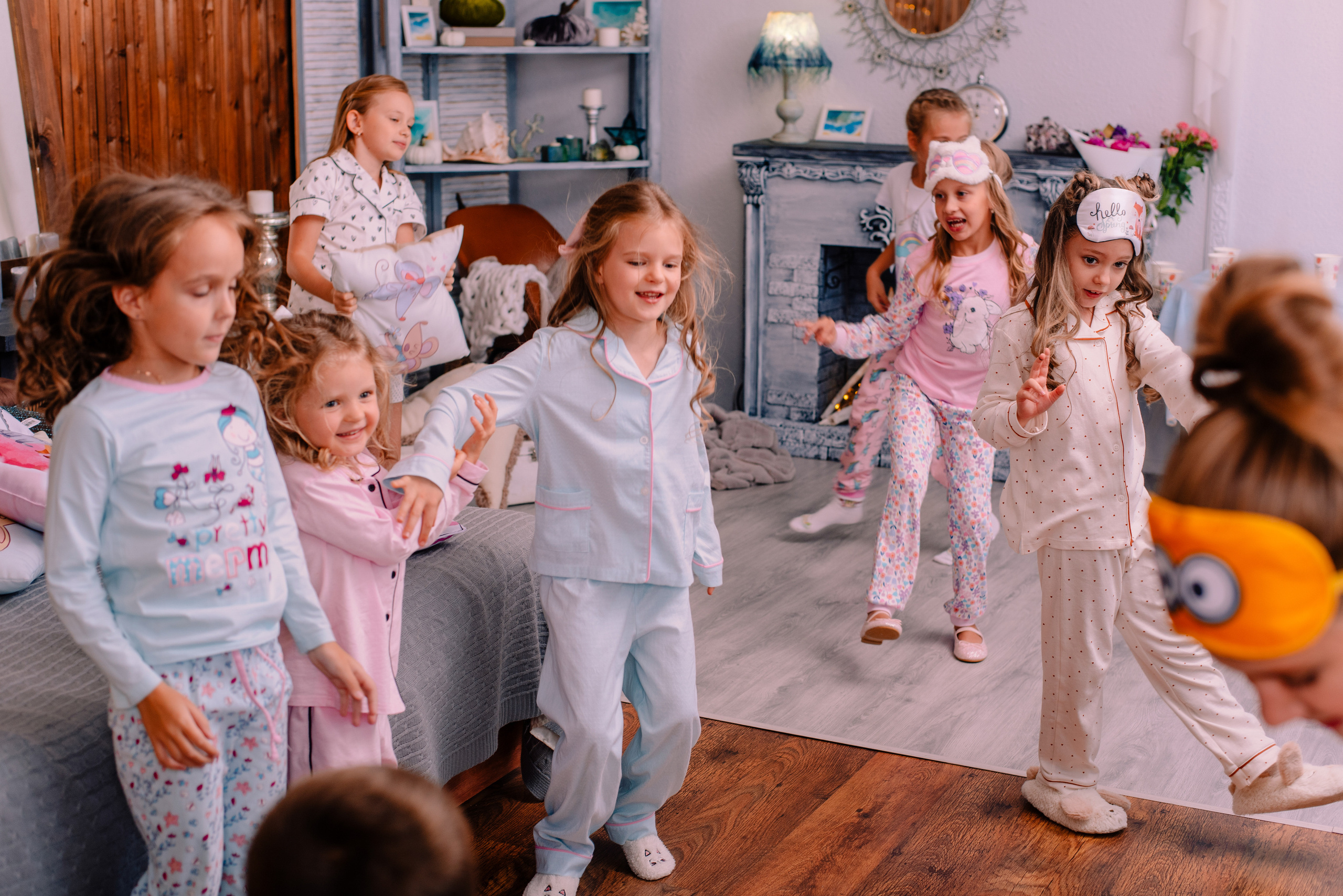 Пижамная вечеринка Маруси. Семейный и свадебный фотограф в Рязани Лиза Голованова