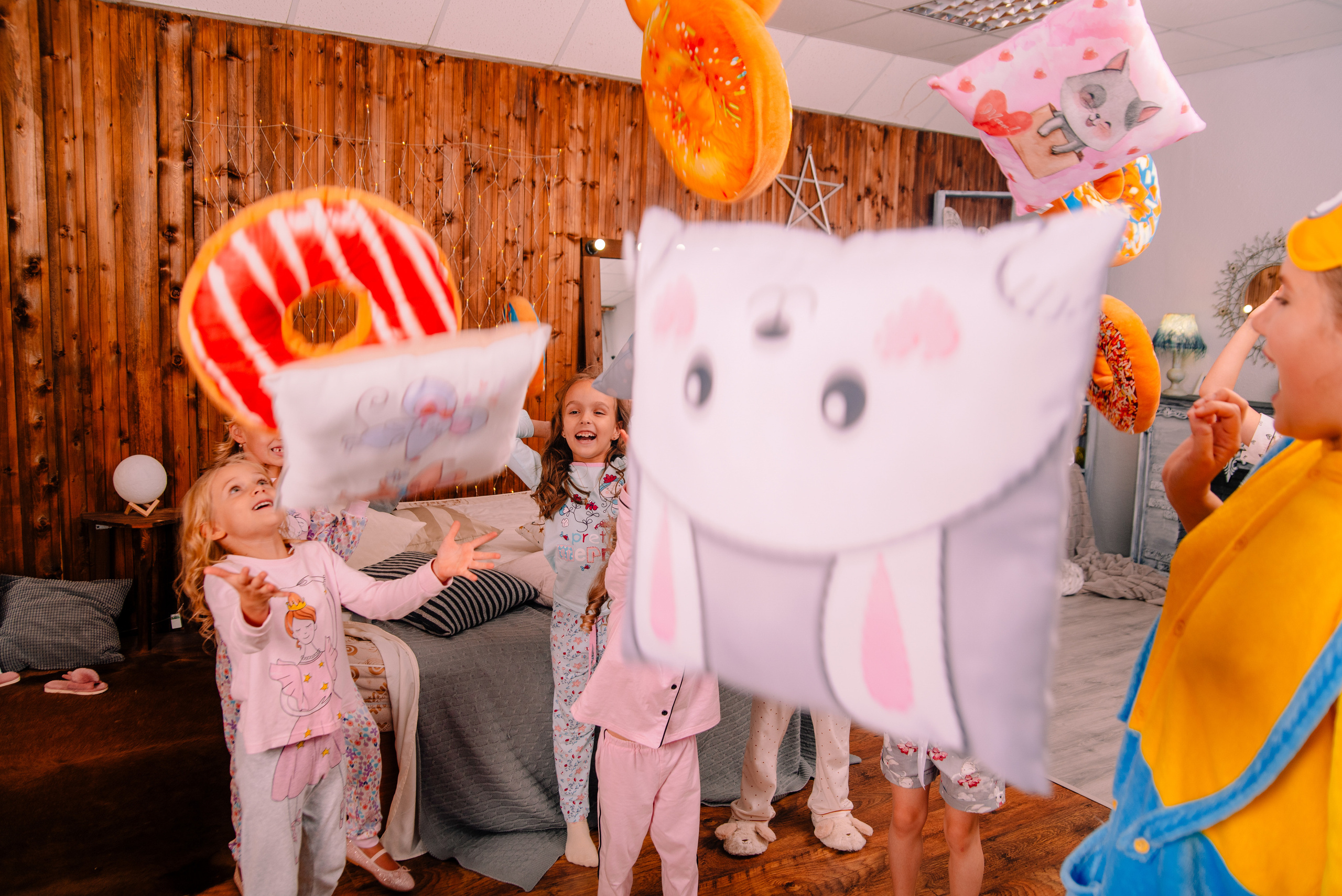 Пижамная вечеринка Маруси. Семейный и свадебный фотограф в Рязани Лиза Голованова