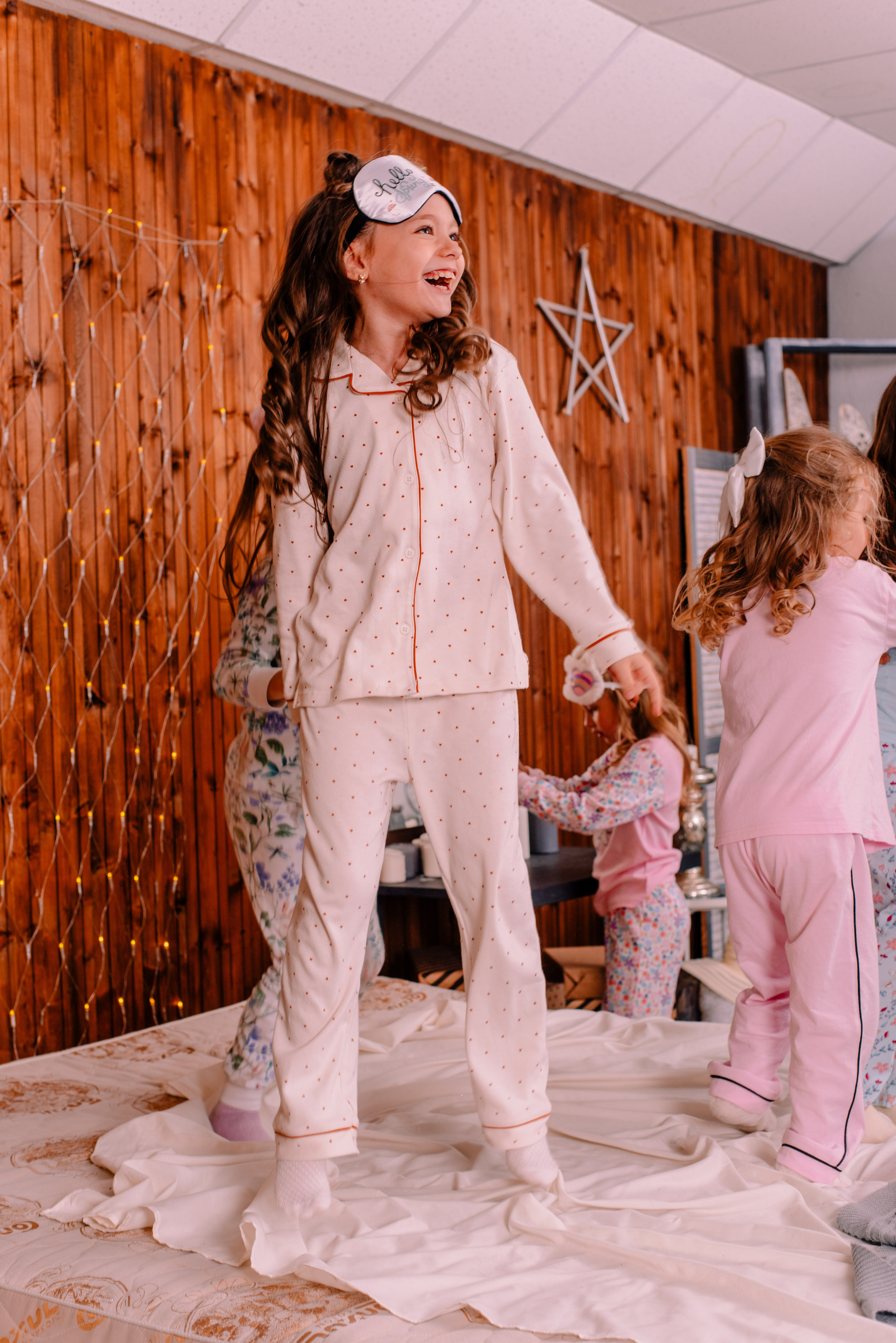 Пижамная вечеринка Маруси. Семейный и свадебный фотограф в Рязани Лиза Голованова