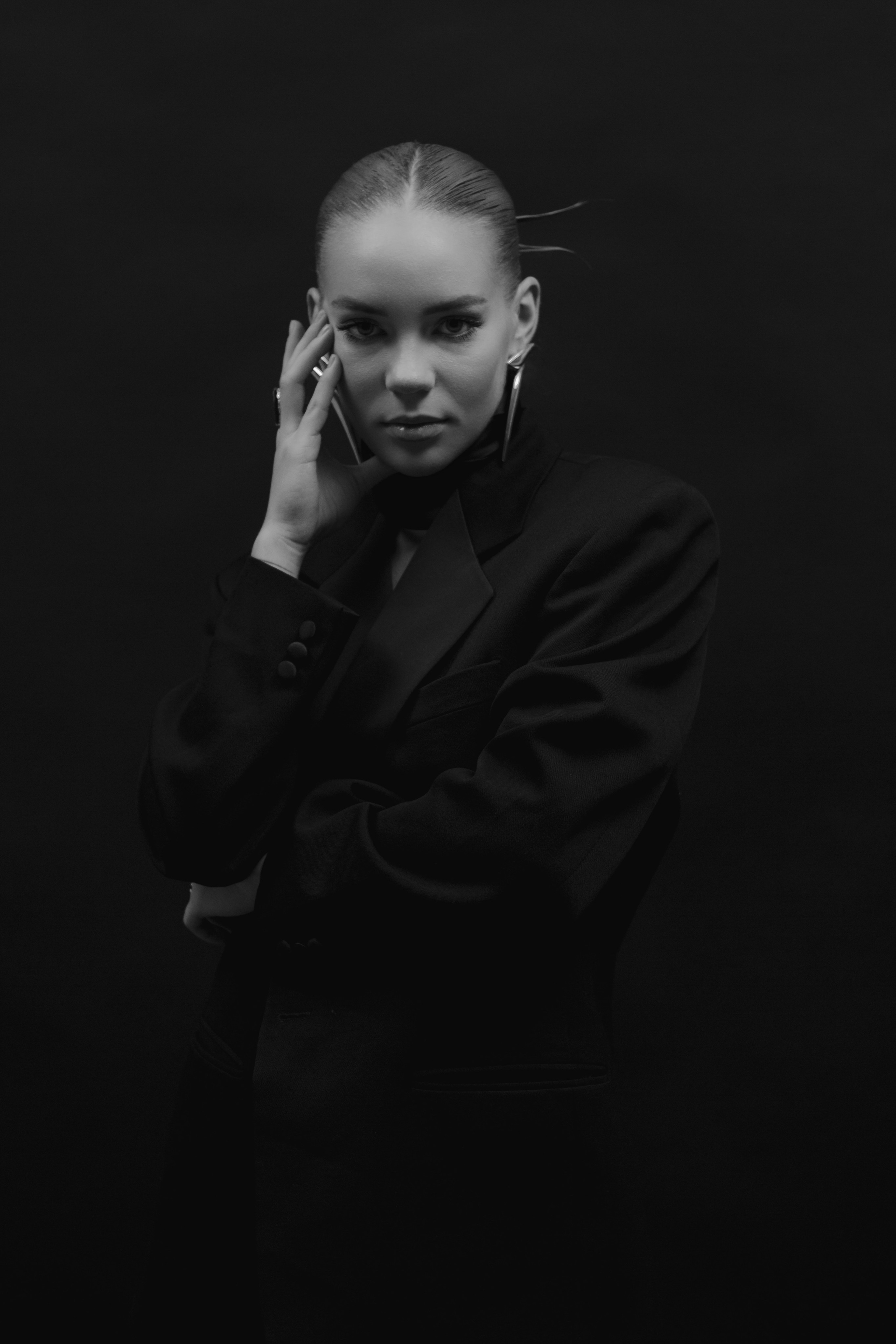 Портретная съемка — Яника. Портретный фотограф в Орле. Готовые фото за 3 дня! Помощь в позировании. Советы по организации