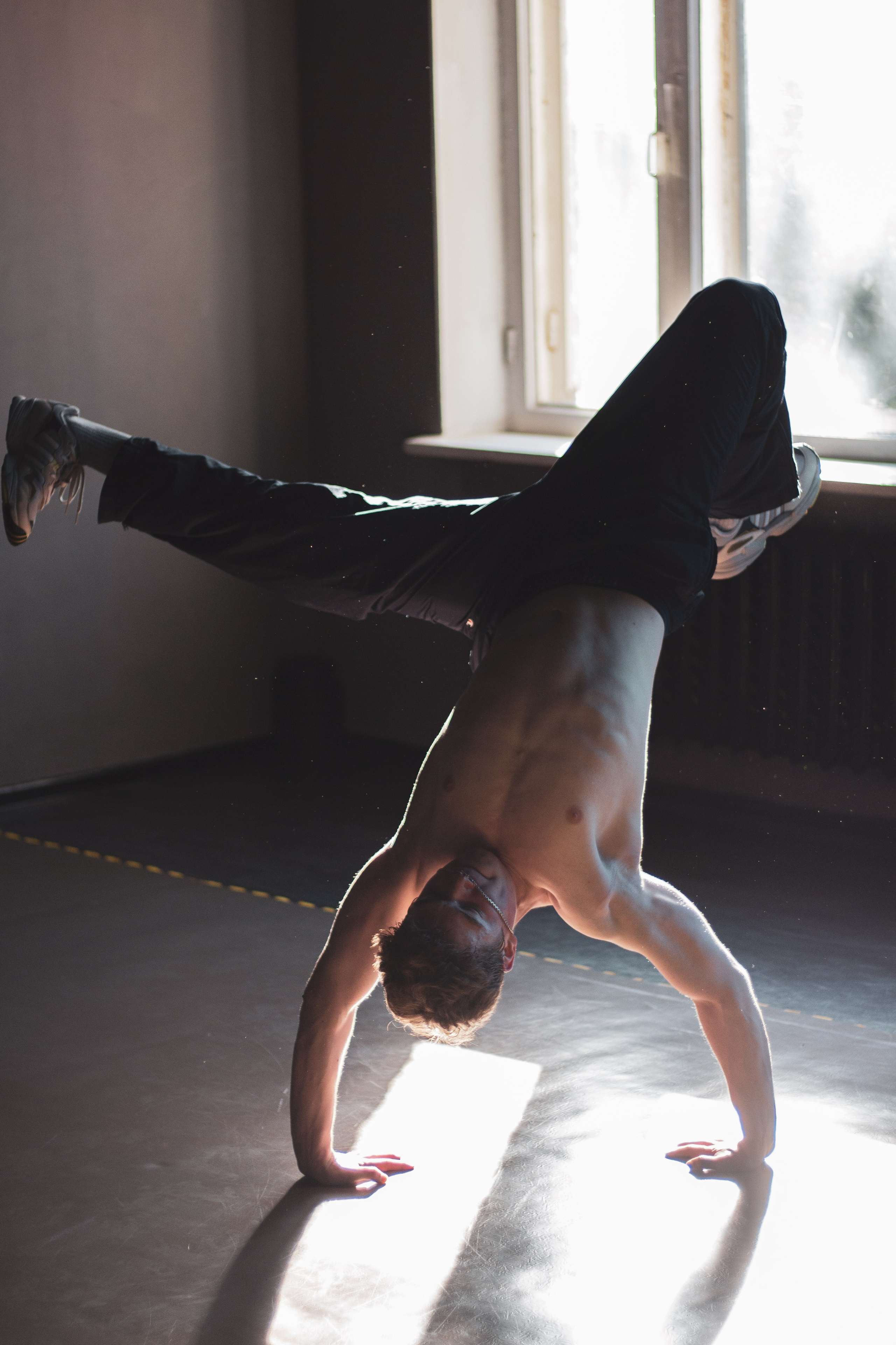 Портретная съемка — Михаил. Портретный фотограф в Орле. Готовые фото за 3 дня! Помощь в позировании. Советы по организации