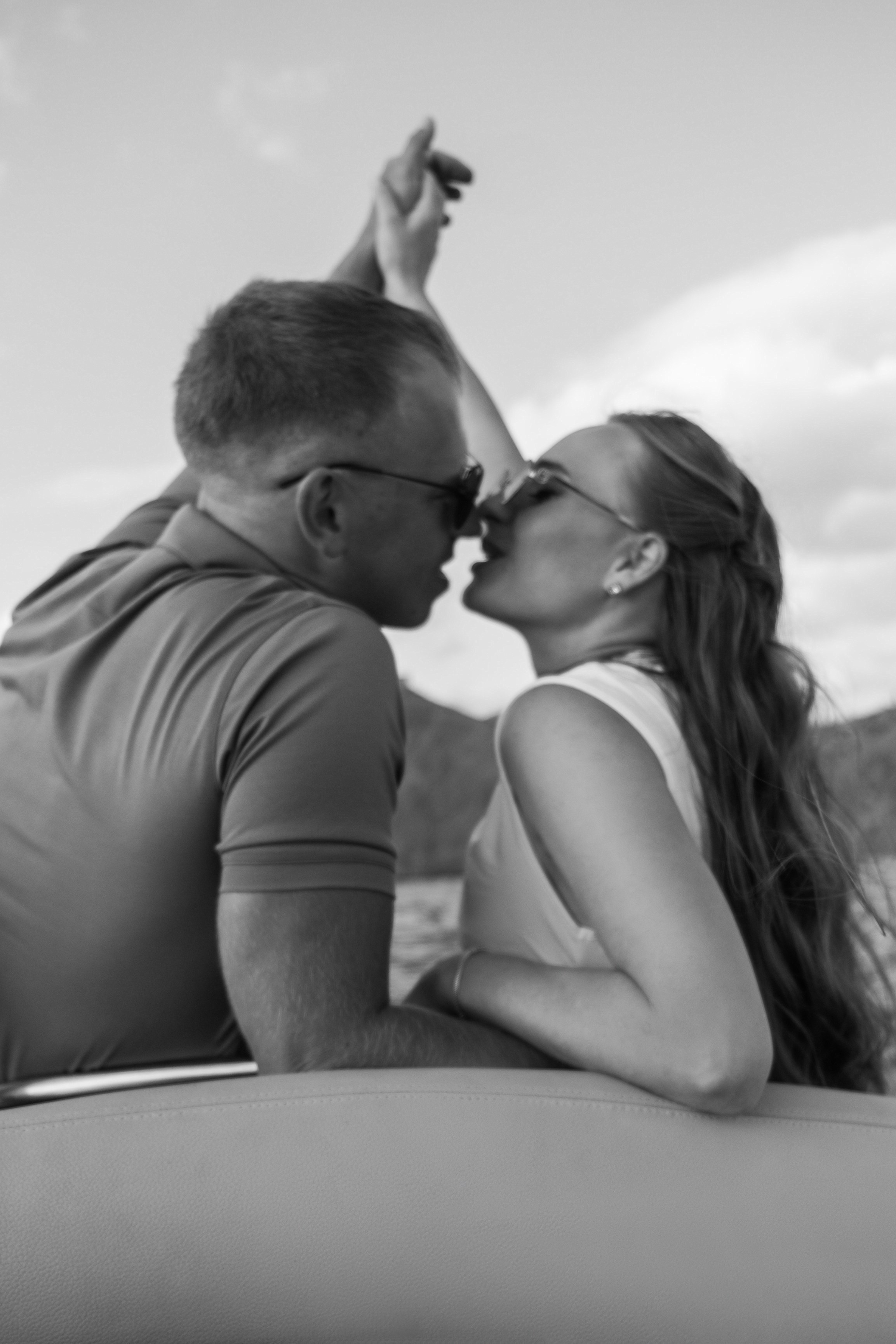 Фотосессия на катере Lamborghini в Балаклаве | Фотограф Илья Желдак. Свадебный фотограф и видеограф в Крыму! Ваш день будет незабываемым!