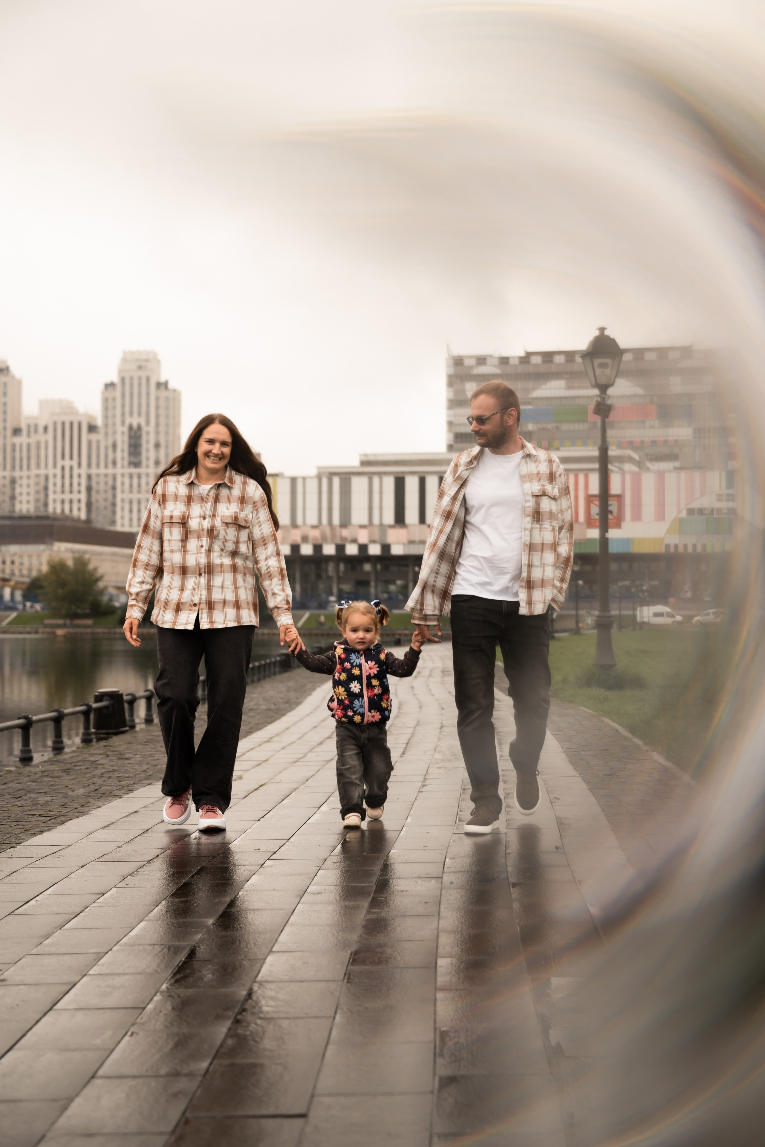 Прогулка у Останкино. Фотограф Ксения Огородова портфолио