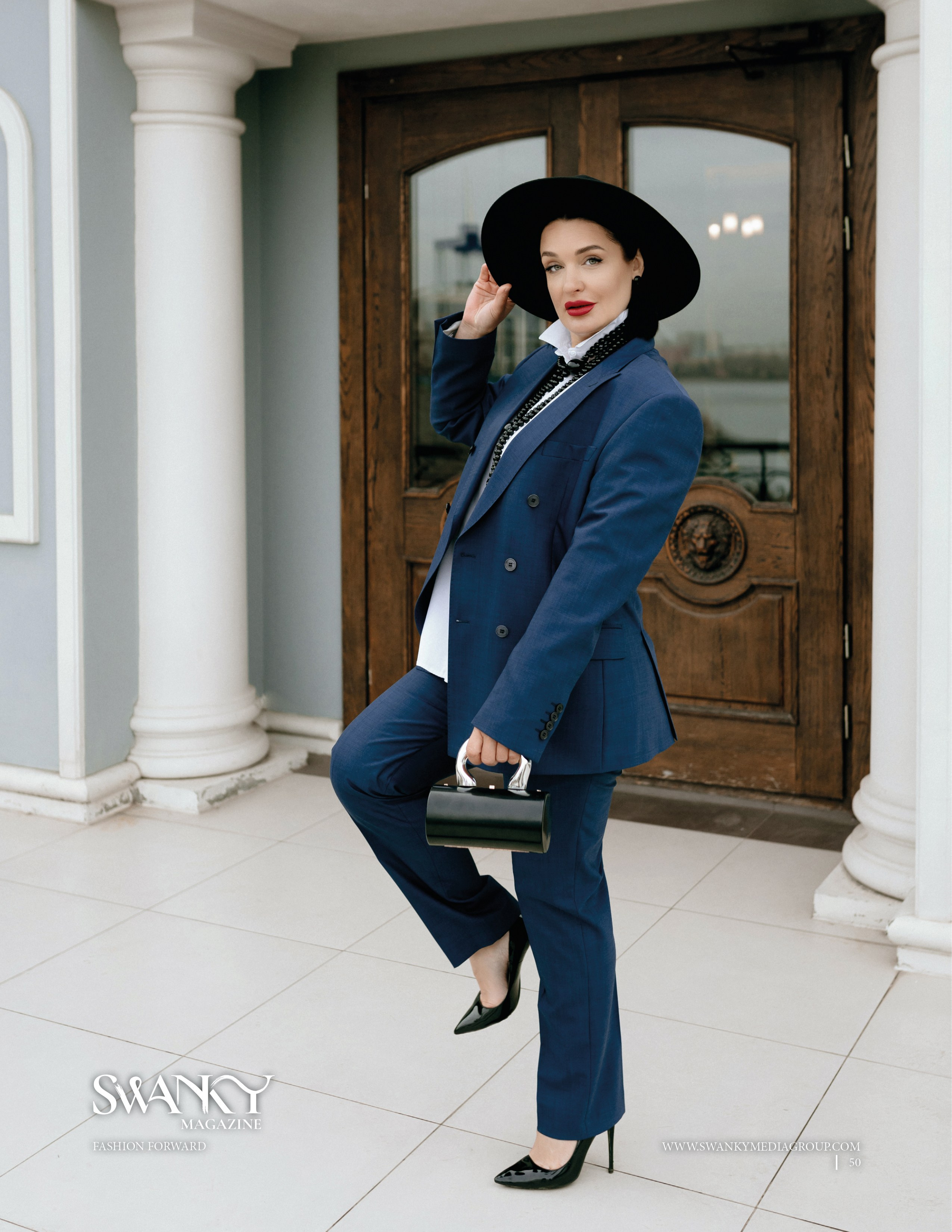 Swanky Mag Fashion & Beauty Desember 2024. Фотограф Ким Наталья в Красноярске