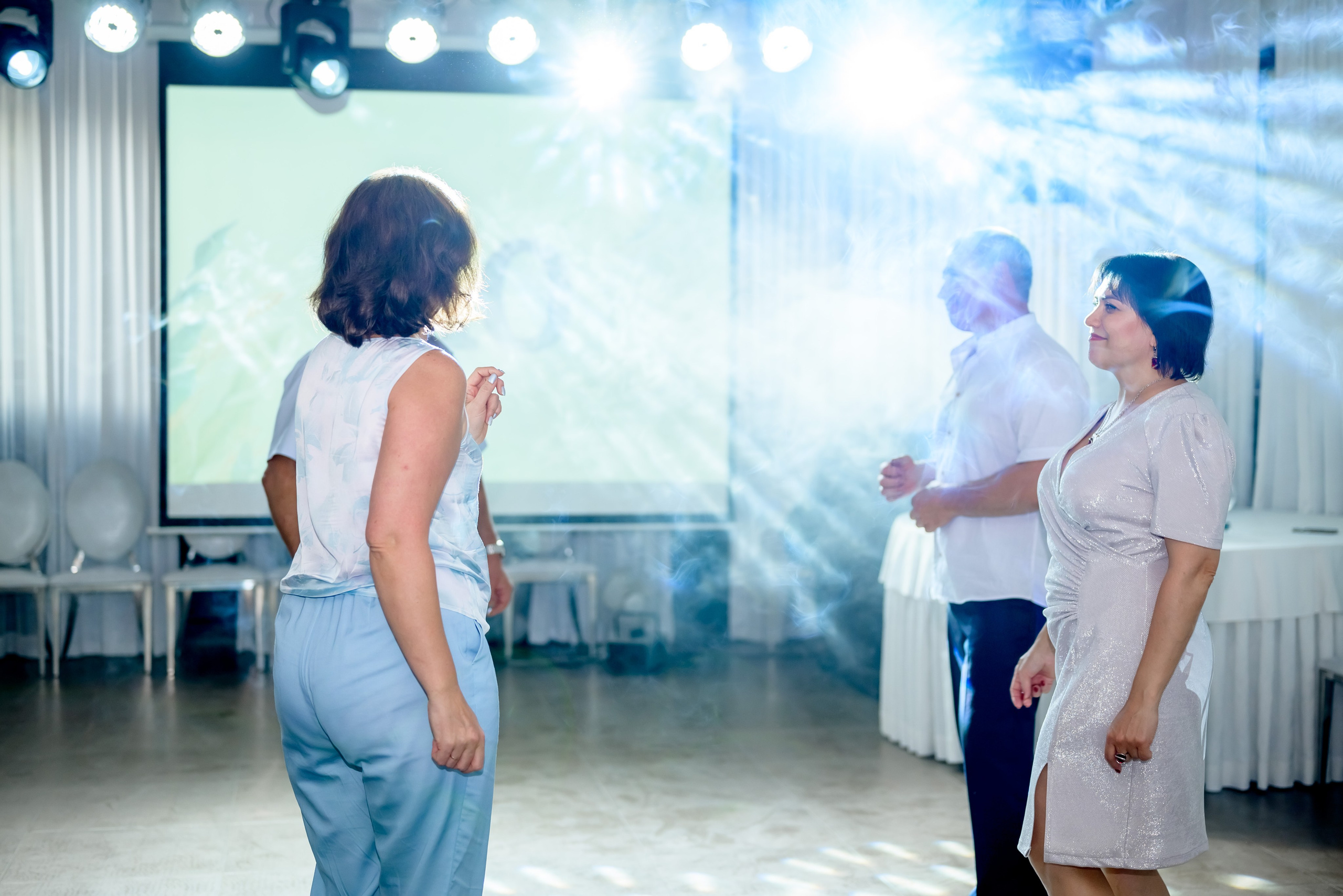 Банкетная часть (1). Юлия Басня семейный и свадебный фотограф в Донецке