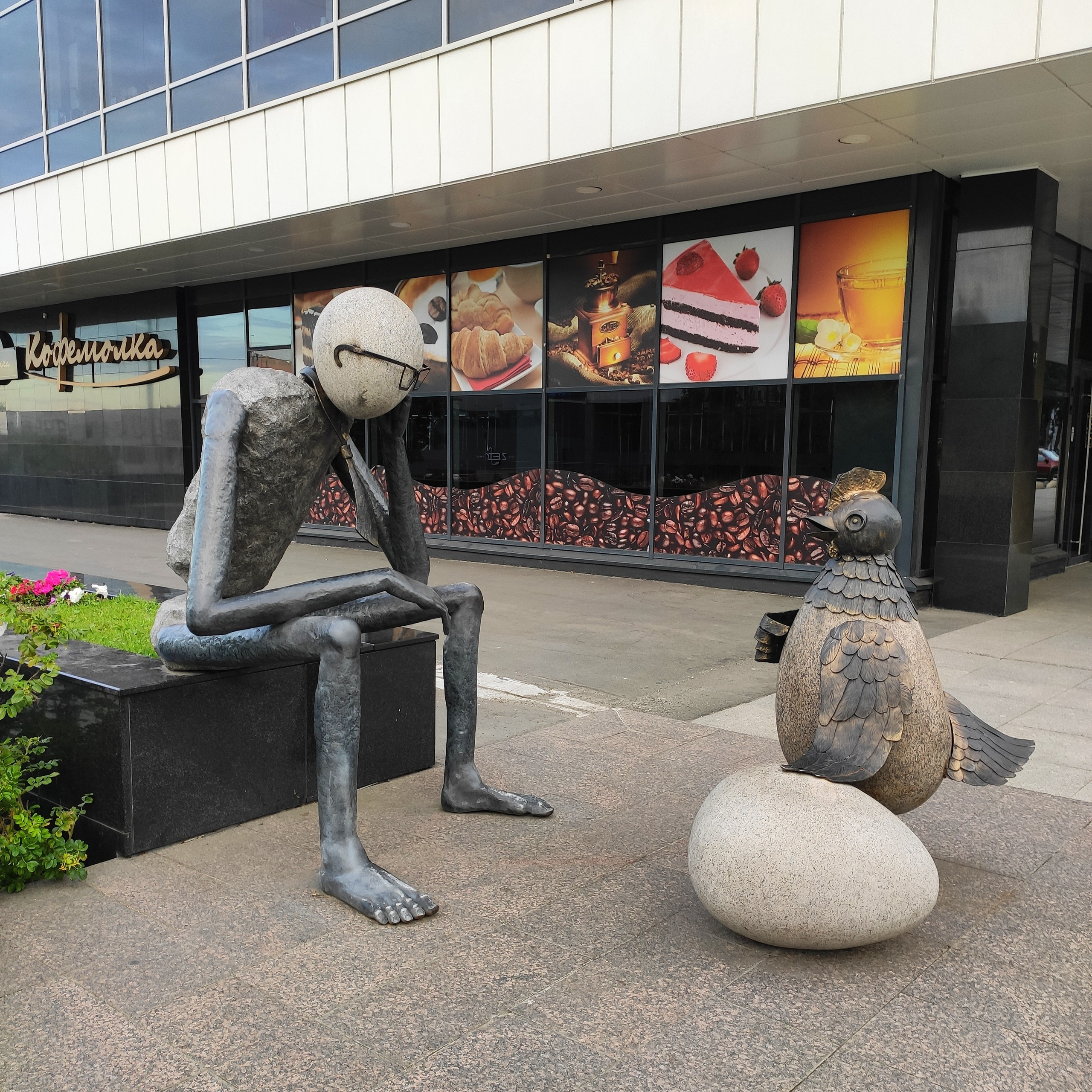 Яйца учат курицу