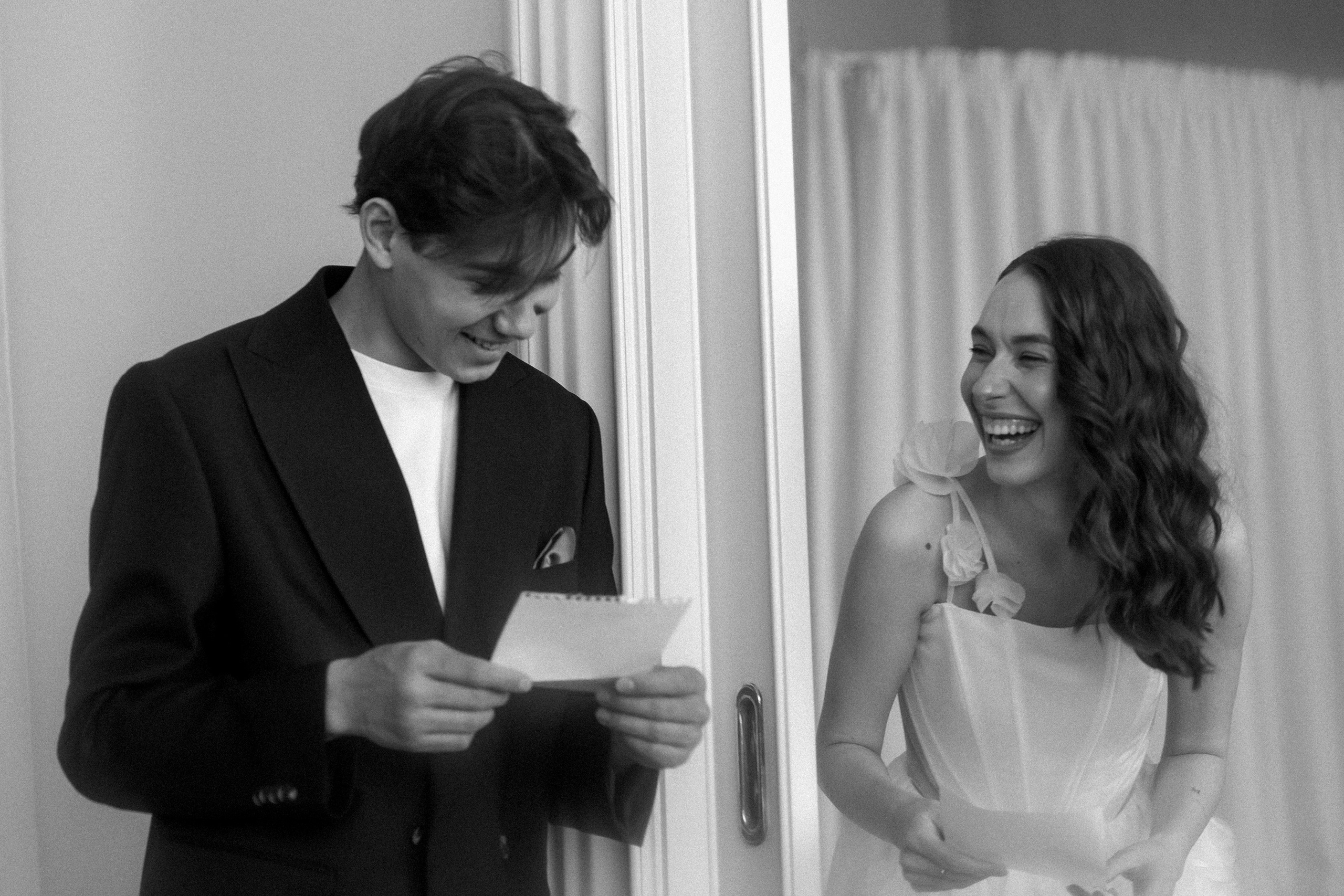 Мария & Никита. Свадебная история в студии. Эстетичная фото- и видеосъёмка Ирина Арсентьева. Челябинск и весь мир