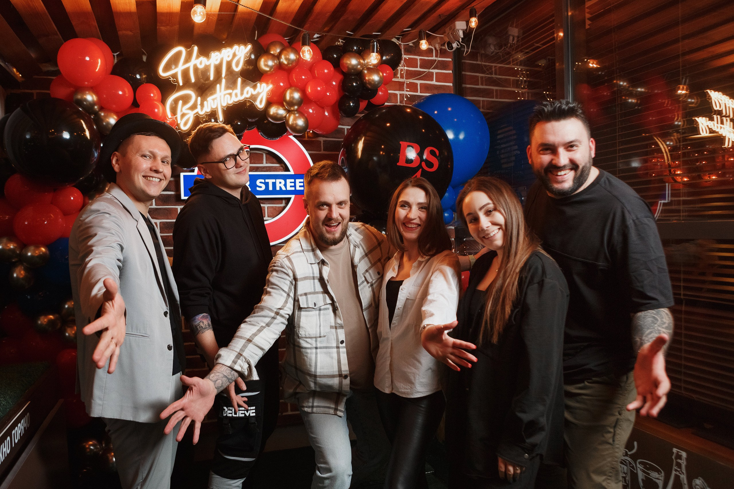 Захватывающий вкус и атмосфера: кальянная в Таганроге Бейкер Стрит. Свадебный и семейный фотограф в Таганроге Бакарюк Антон