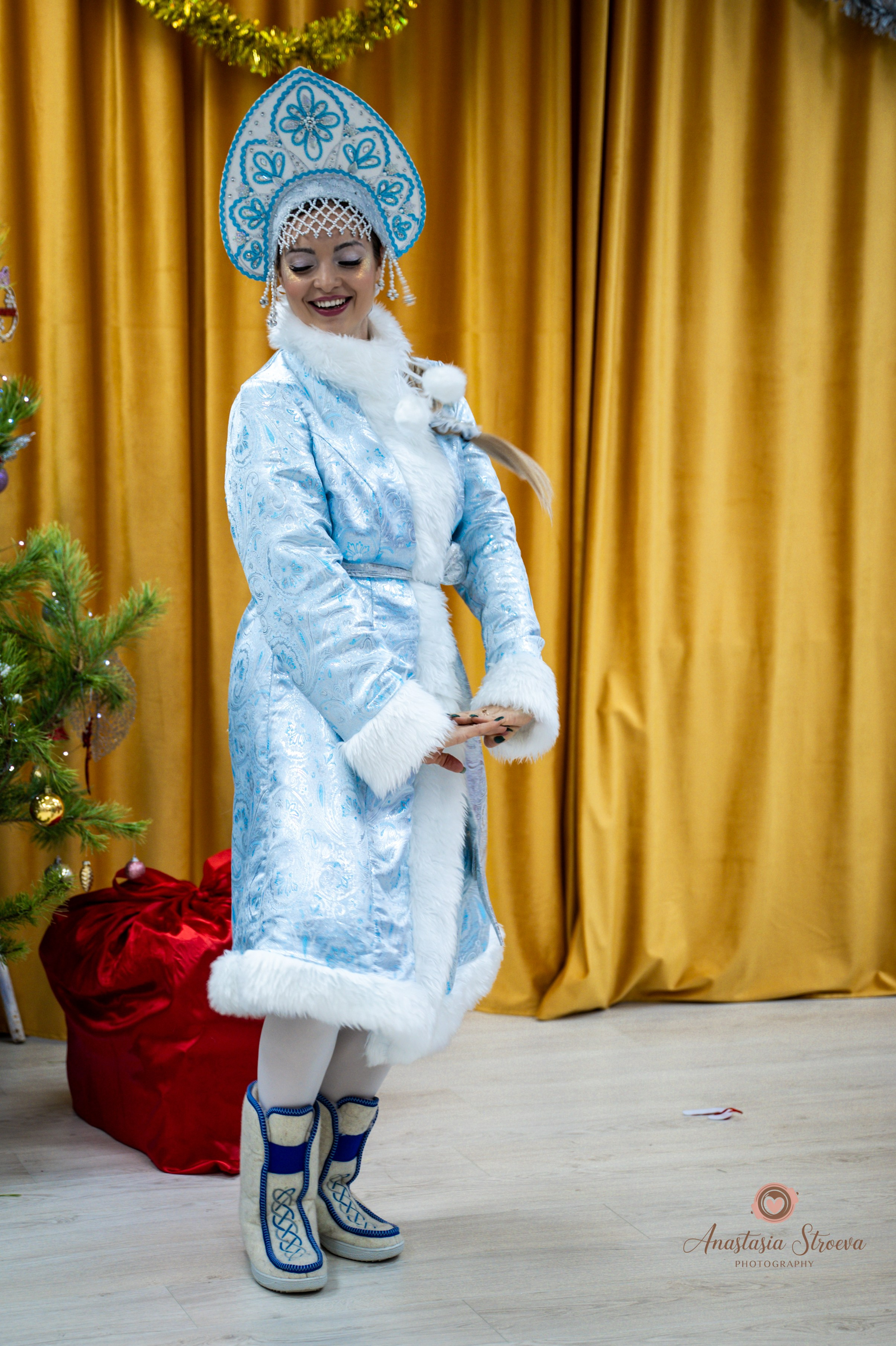 Новый год в танцах. Семейный и детский фотограф в Королеве, Москве и Московской области Строева Анастасия