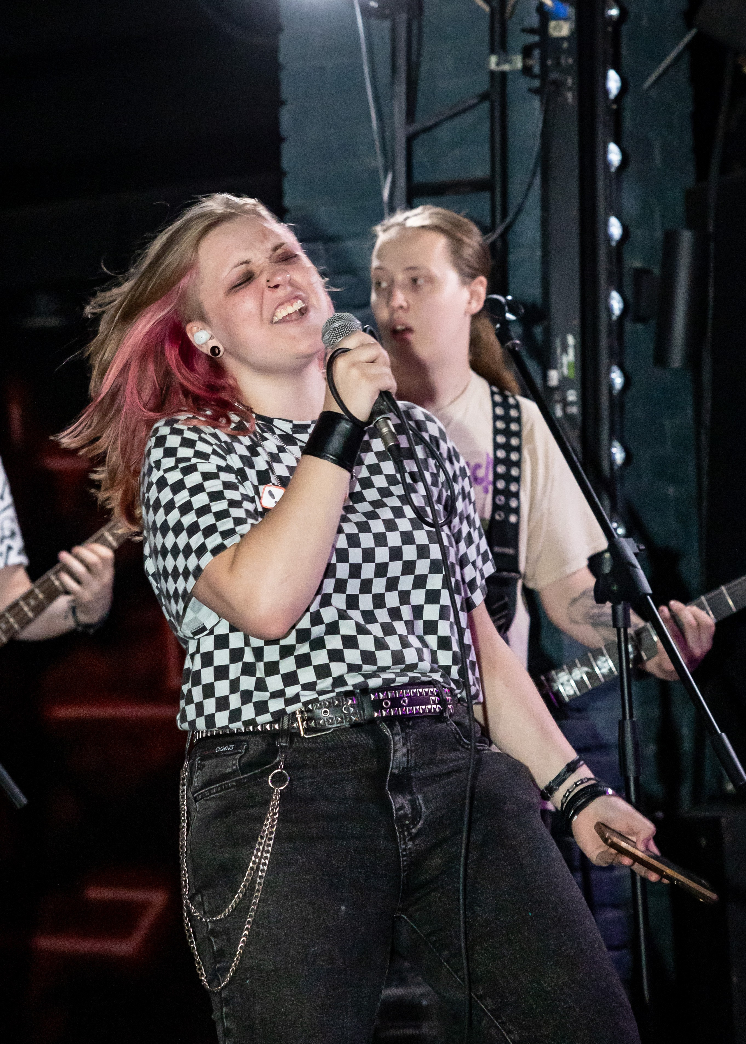 Концерт «Не Школа Барабанов» в Клубе «SOVA». Фотограф Владимир Охрименко