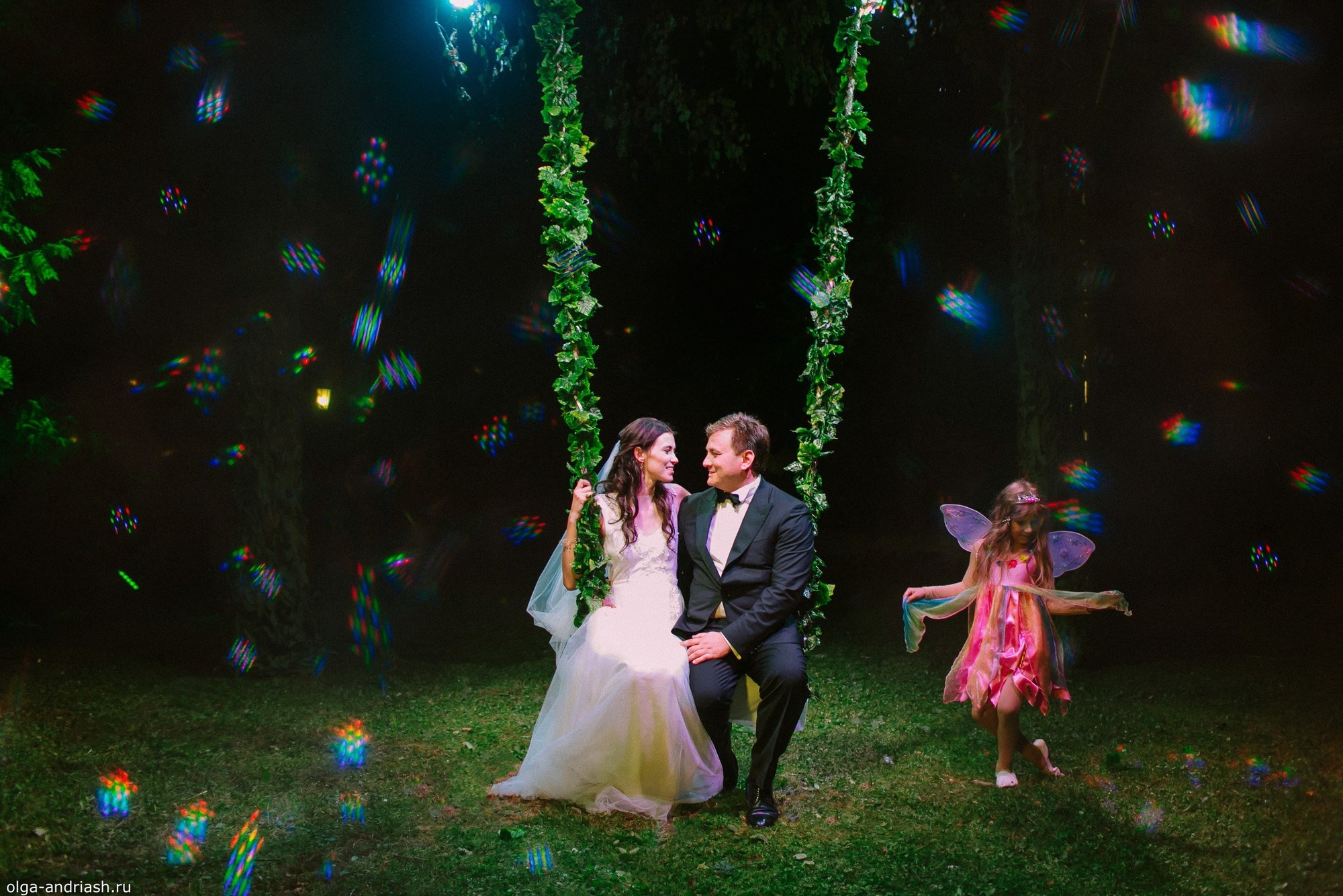 Вечерняя выездная регистрация. Семейный, портретный и свадебный фотограф в Санкт-Петербурге и Москве