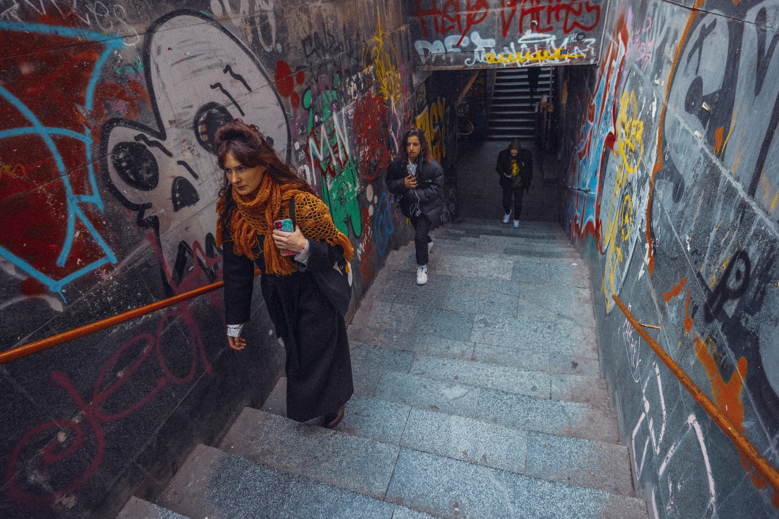 ТБИЛИСИ 2023-2024. Стрит-фотография, полная абсурда, идиотизма и красоты