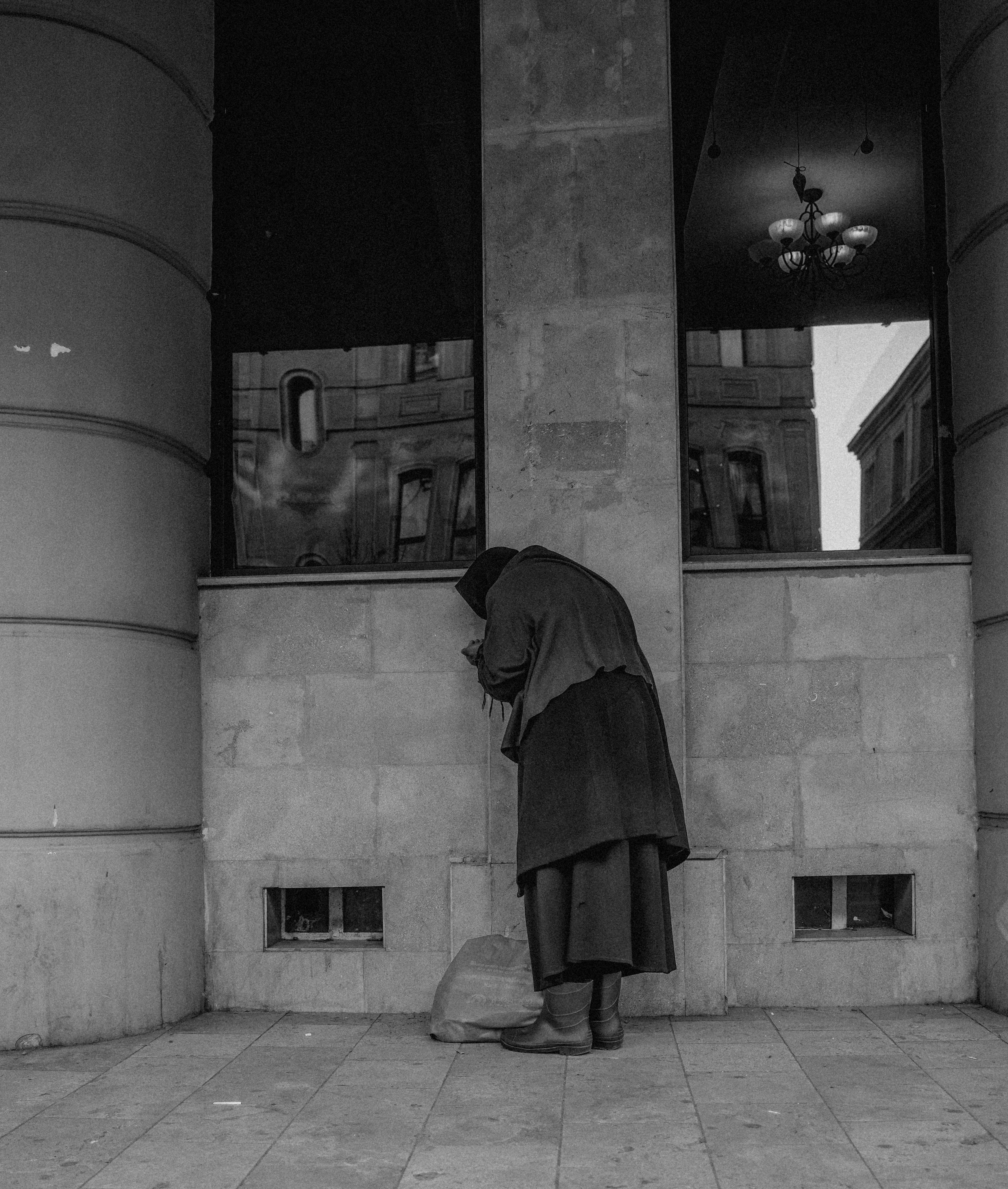 ТБИЛИСИ 2023-2024. Стрит-фотография, полная абсурда, идиотизма и красоты