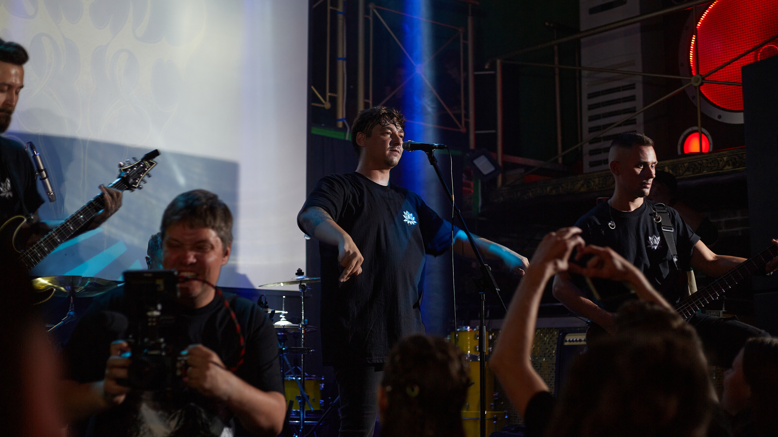 2023-10-07. Follow The Sunrise