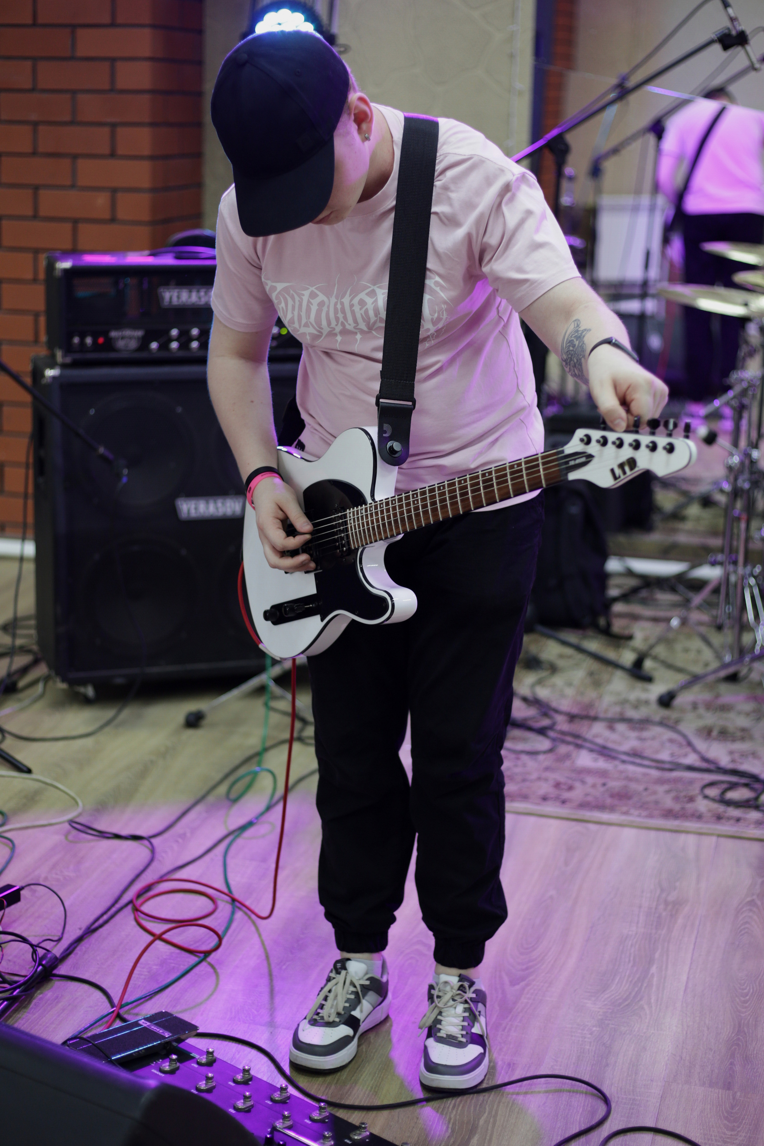 2023-08-12. Homeparty. Vol.4. Bladefall