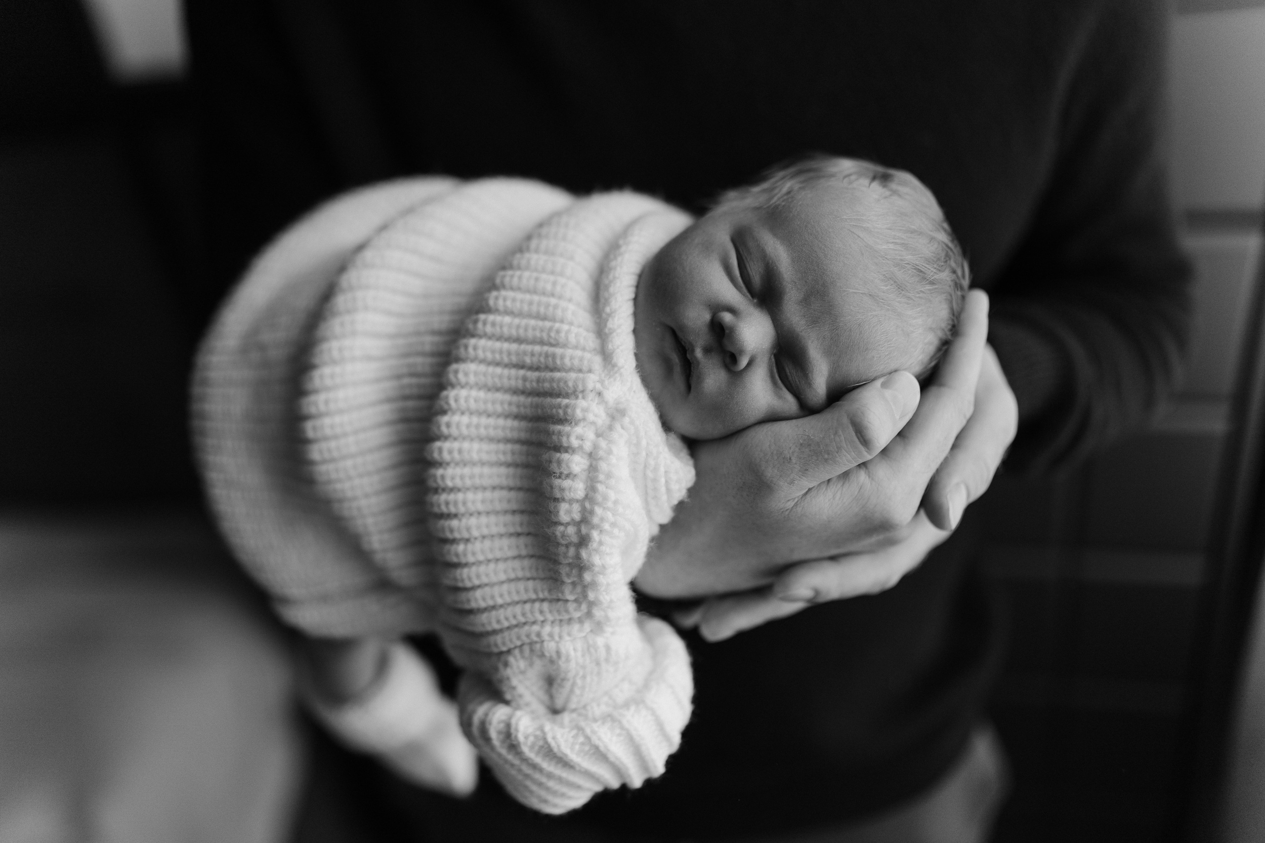 Blac & wight. Фотограф Новорожденных в Москве. Семейные истории в стиле LIFE