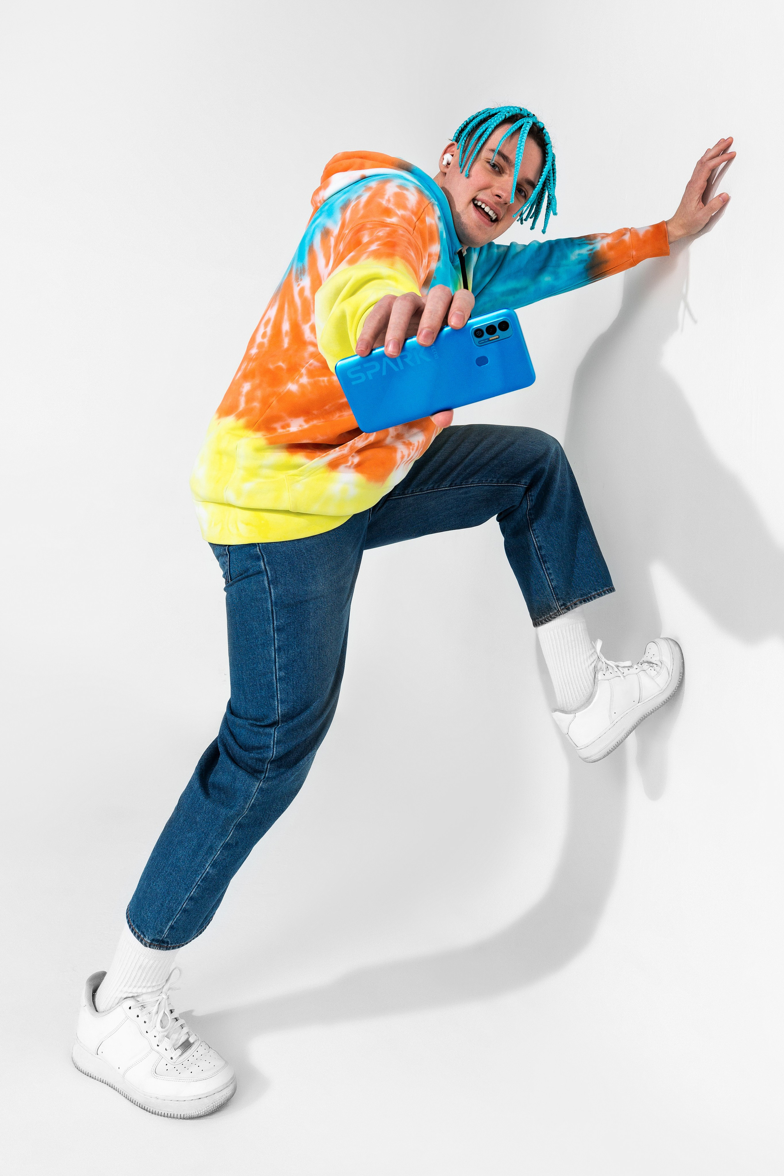 Tecno. Главная