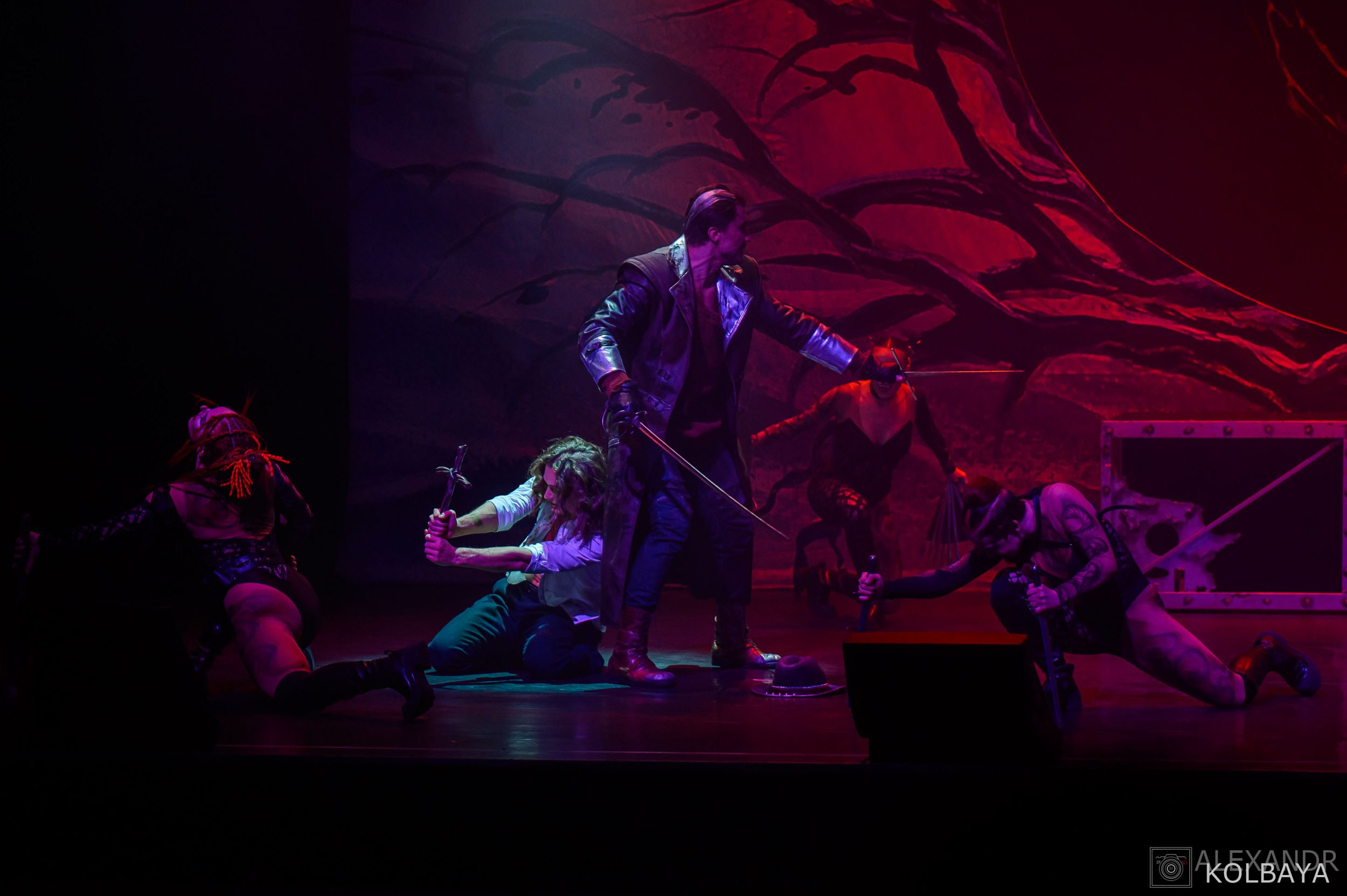 Мюзикл Дракула. Концертный и театральный репортажный фотограф в Москве Александр Колбая