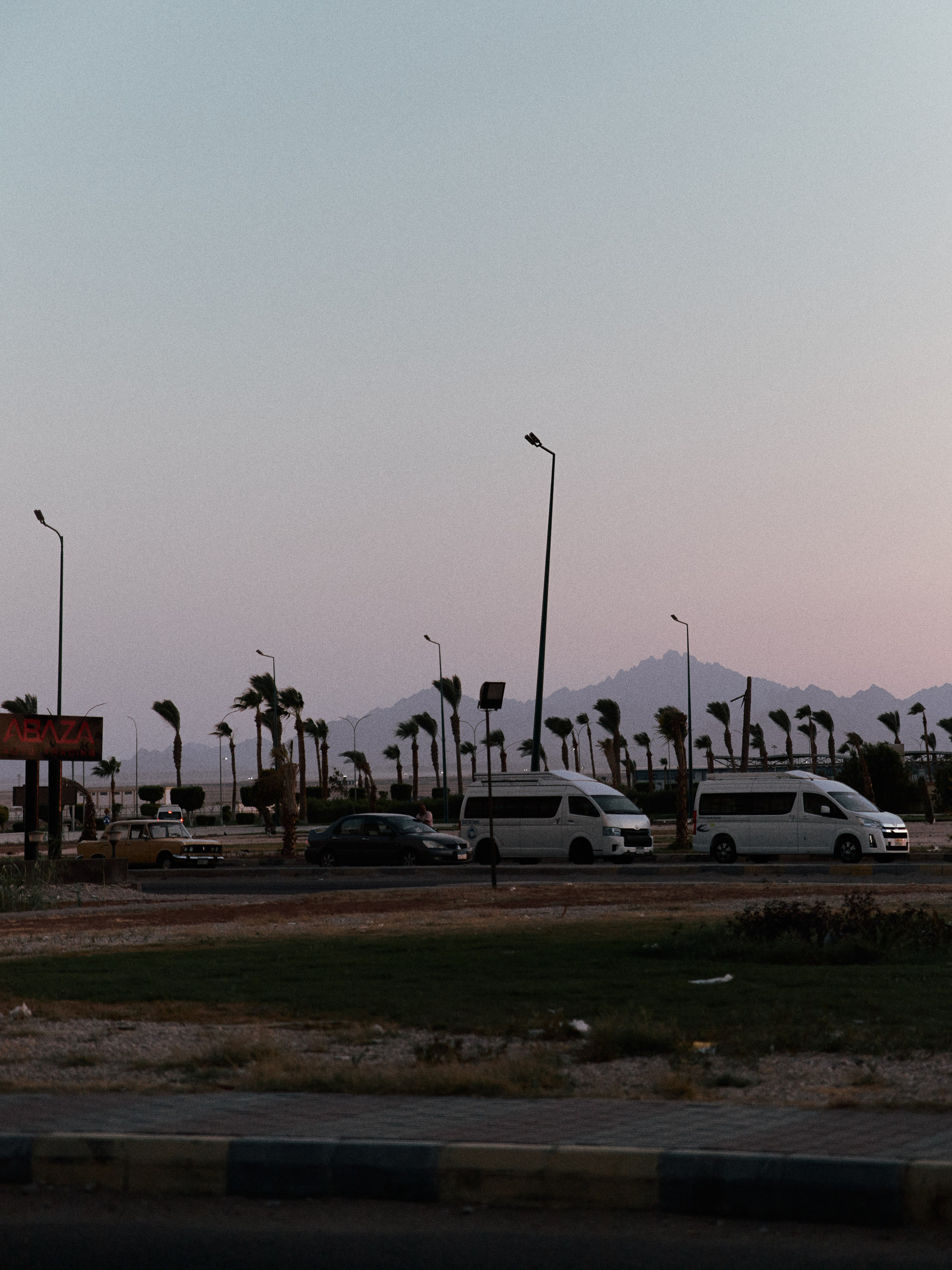 Природа сквозь. Jorgis Talè — photographer, kind person, teacher of arts and other mag