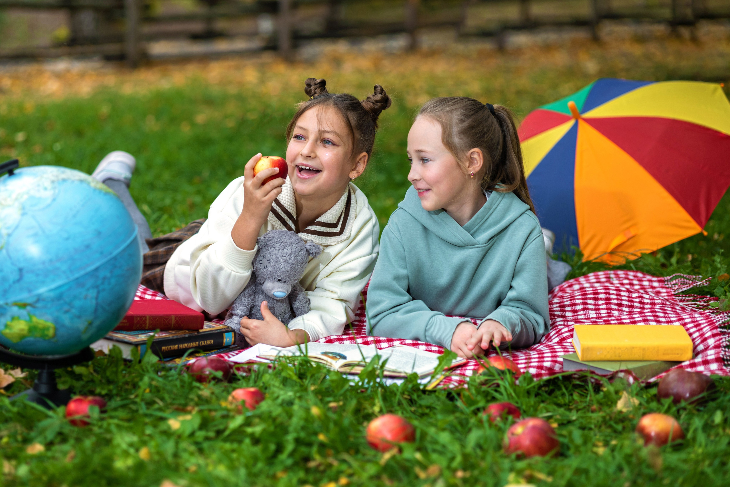 4 класс. Выпускные альбомы Саратов Энгельс фотограф Титова Ирина