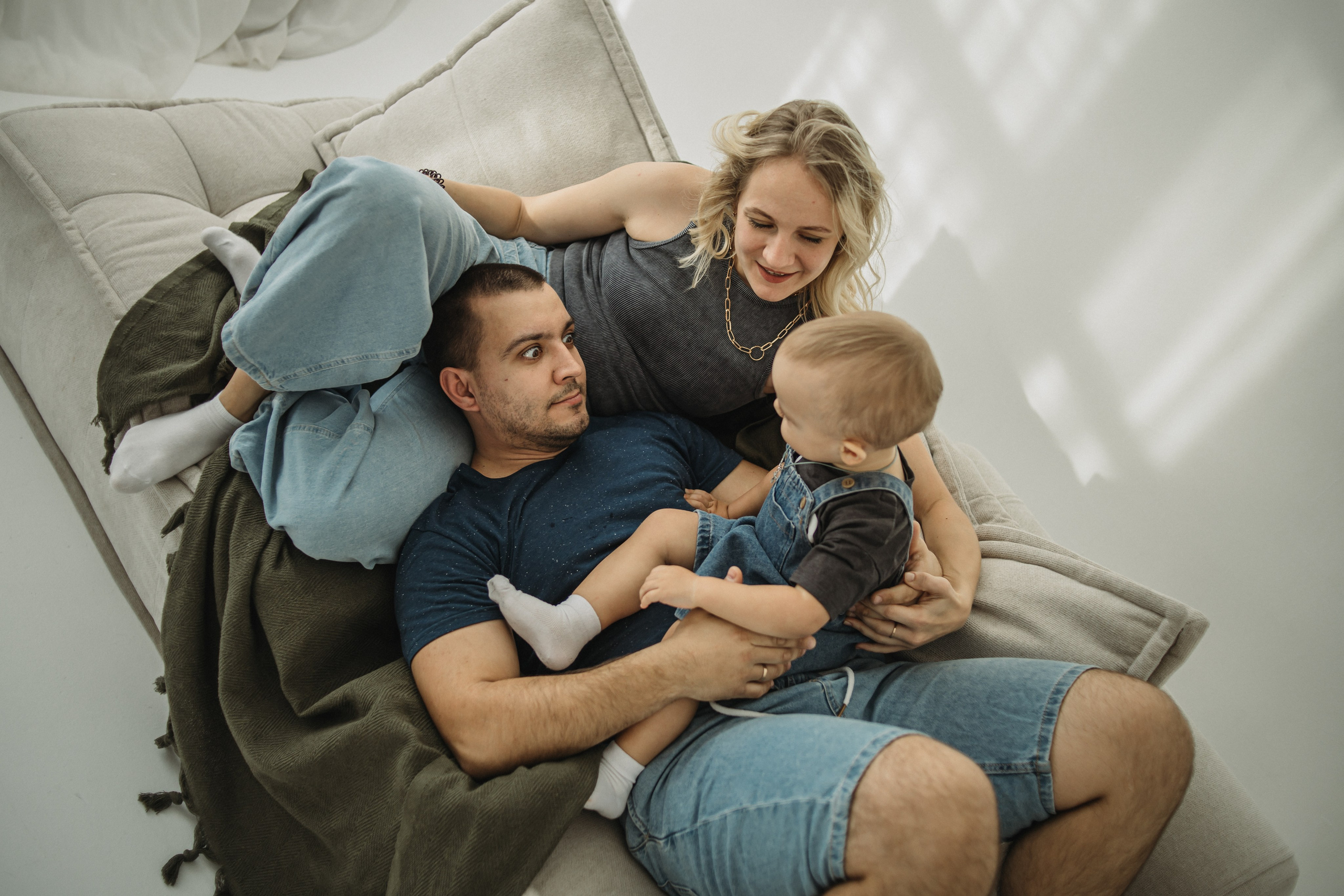 Евгений, Валерия, Макар. Фотограф Регина Крикунова г. Красноярск