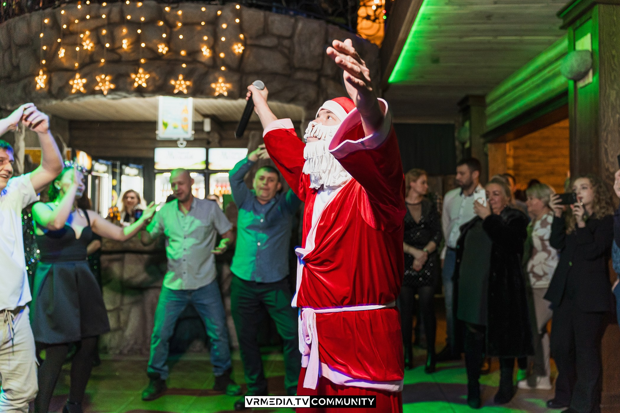 Новогодний вечер у «Петровича»