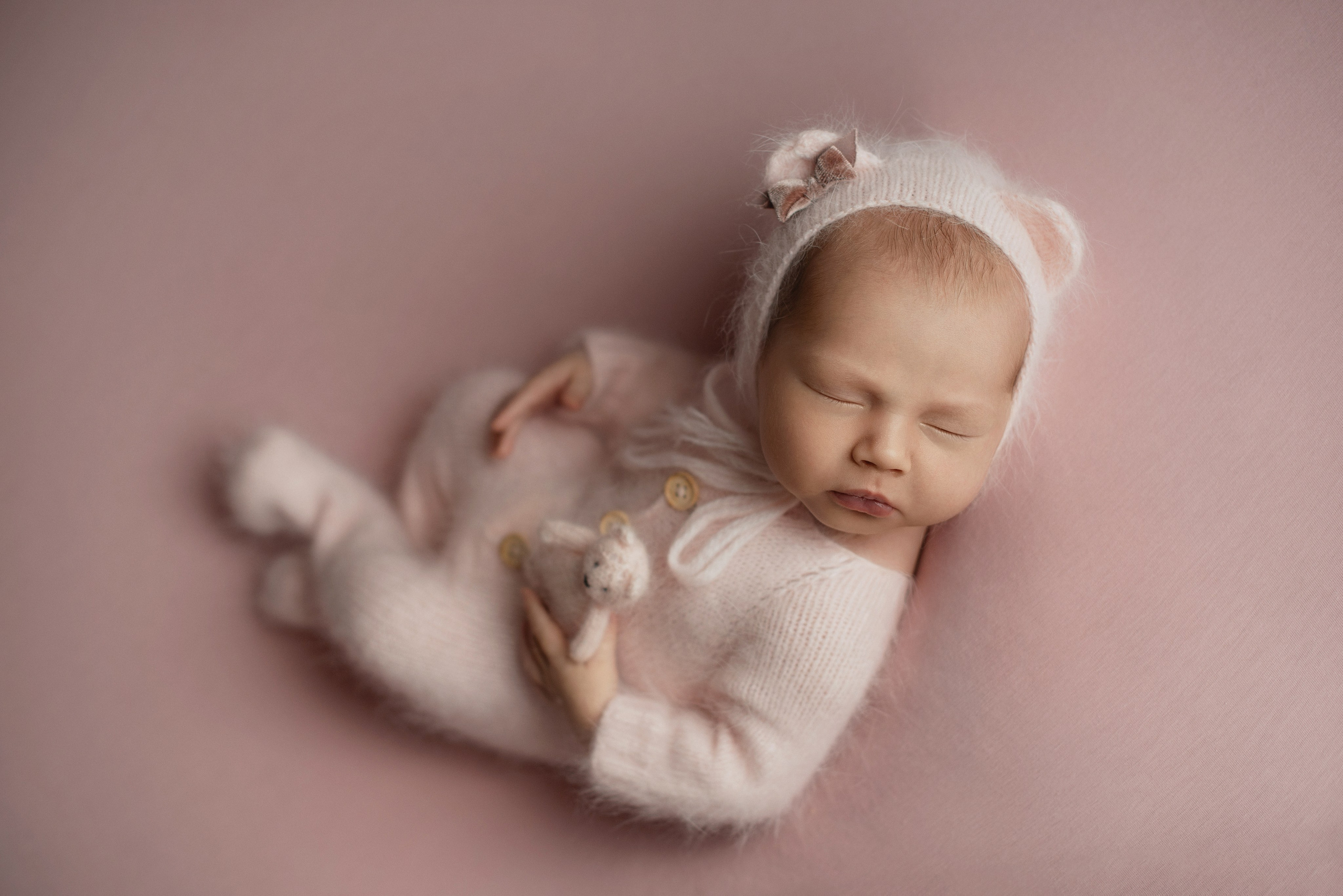 Фотосъемка новорожденного. Фотограф беременности, новорожденных и детей до года в Челябинске Волк