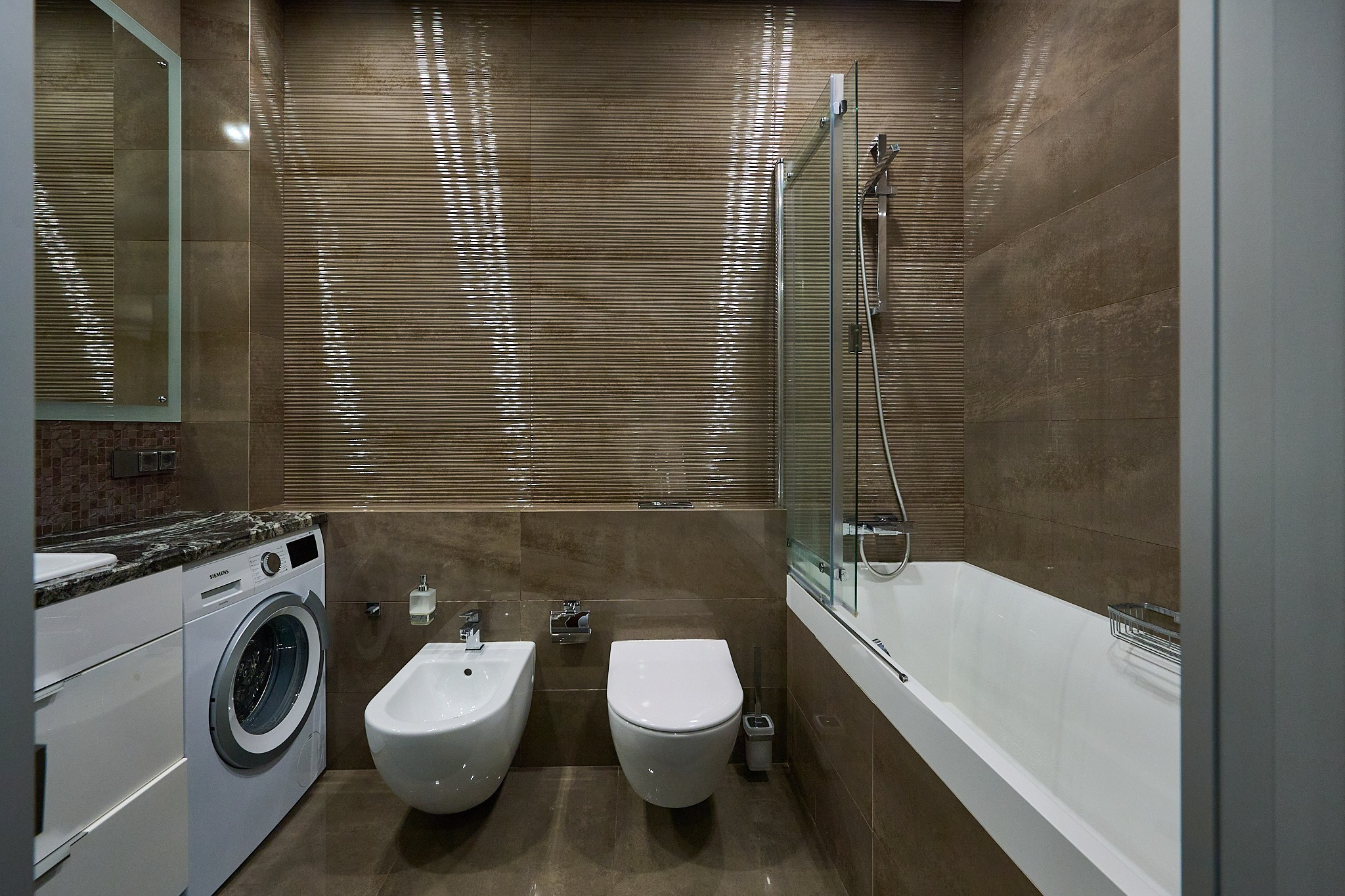 ванная комната стена деревянная туалет светлый 