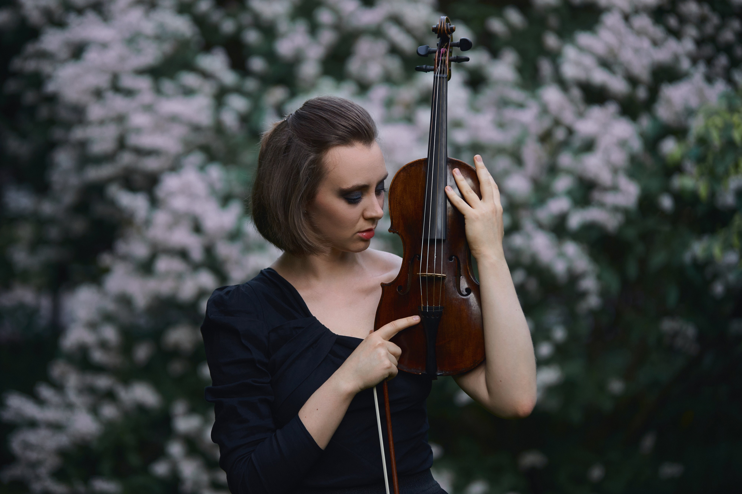 Портреты со скрипкой в парке для Ольги. Репортажный и женский фотограф в Новосибирске