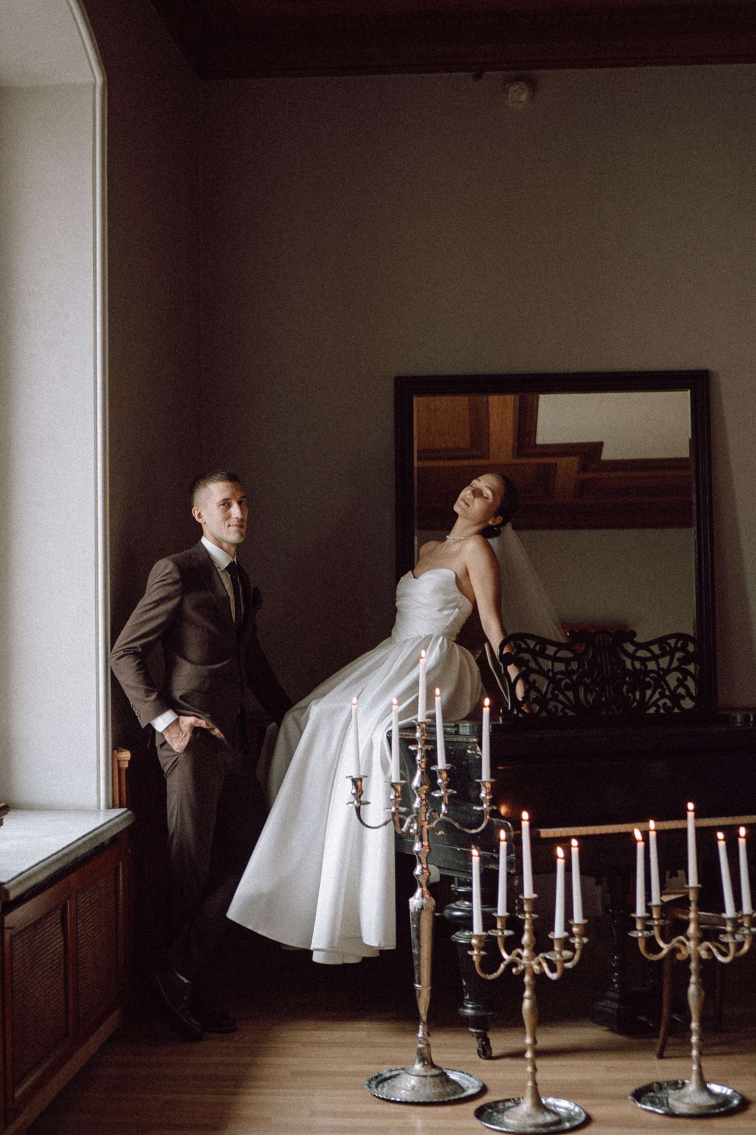 СВАДЕБНАЯ ПРОГУЛКА В САНТК-ПЕТЕРБУРГЕ (ИСАКИЕВСКИЙ СОБОР, ЗИМНЯЯ КАНАВКА, ЭРМИТАЖ И БОЛЬШАЯ МОРСКАЯ УЛИЦА). Профессиональный фотограф, Санкт-Петербург — Виктория Богомолова