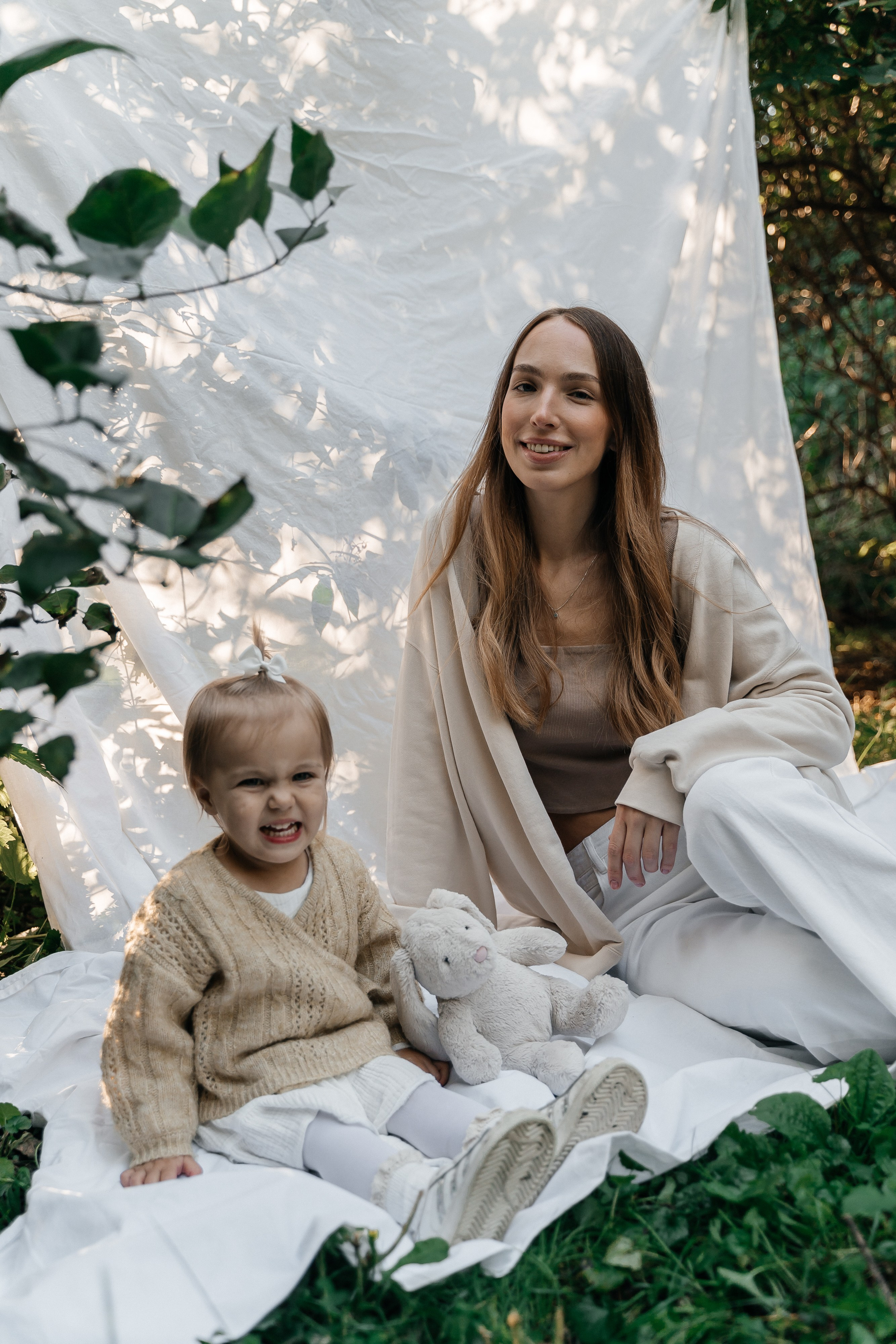 Лёша, Ксюша и Вика. Волик Мария