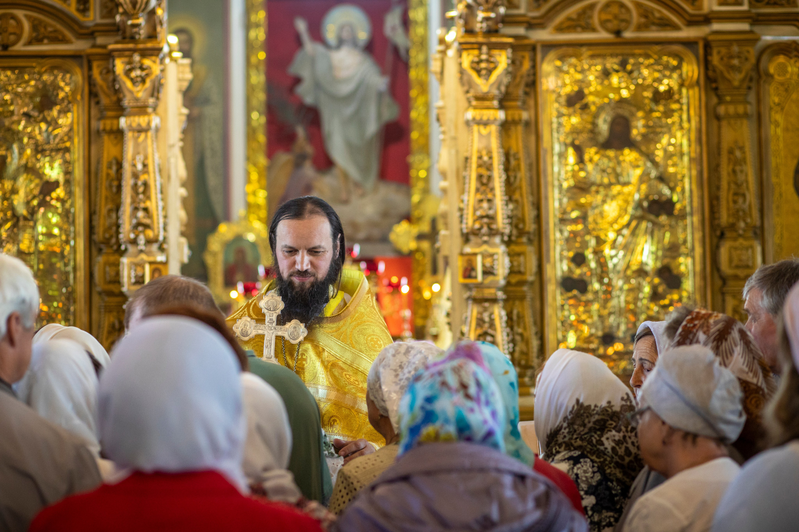 Служба епископа Александровского и Юрьев-Польского Иннокентия. Арт- фотограф Москва