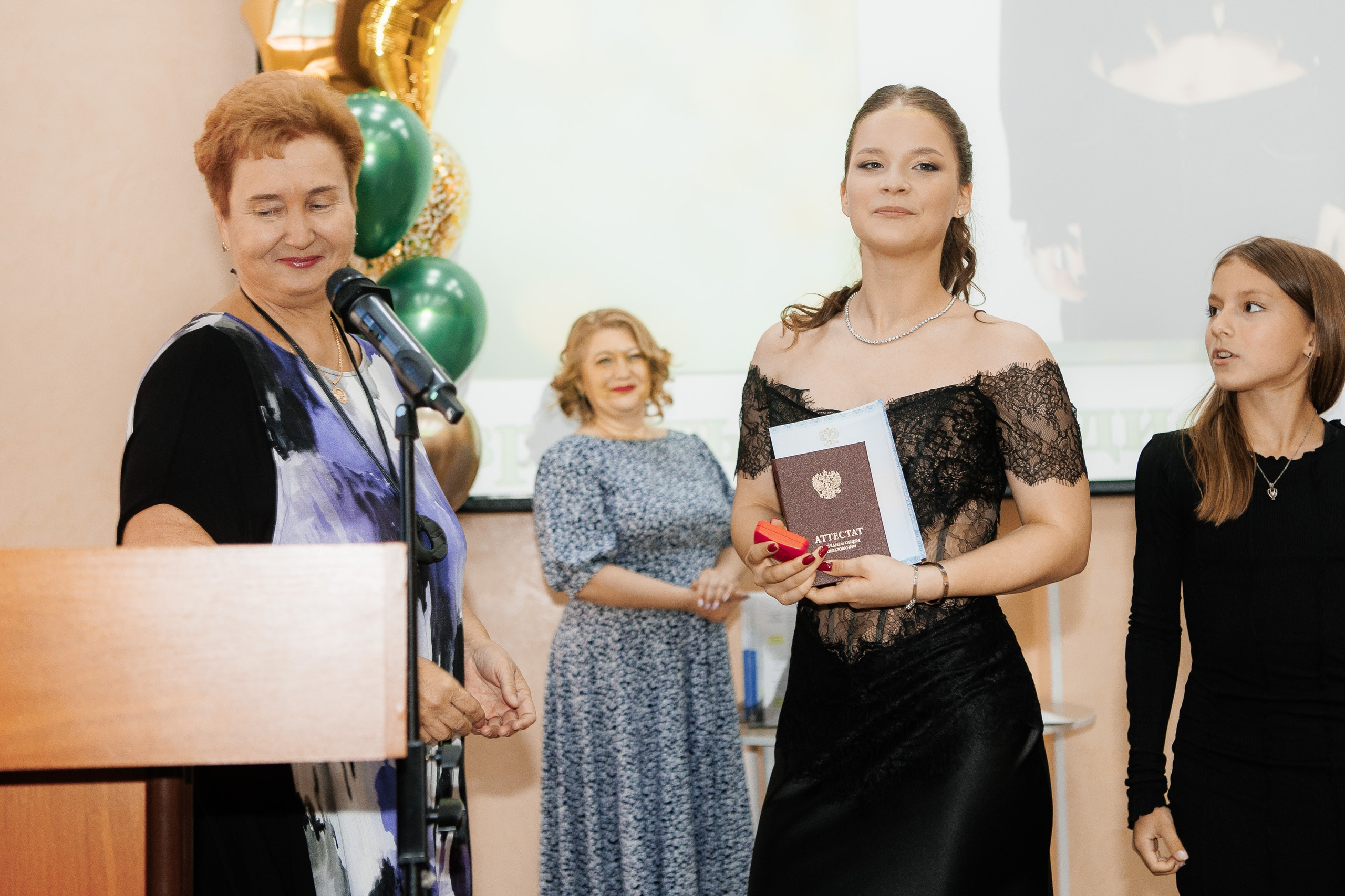 Выпускной Гимназия 12 2024 г. Свадебный и портретный Фотограф в Липецке Дмитрий Котюков