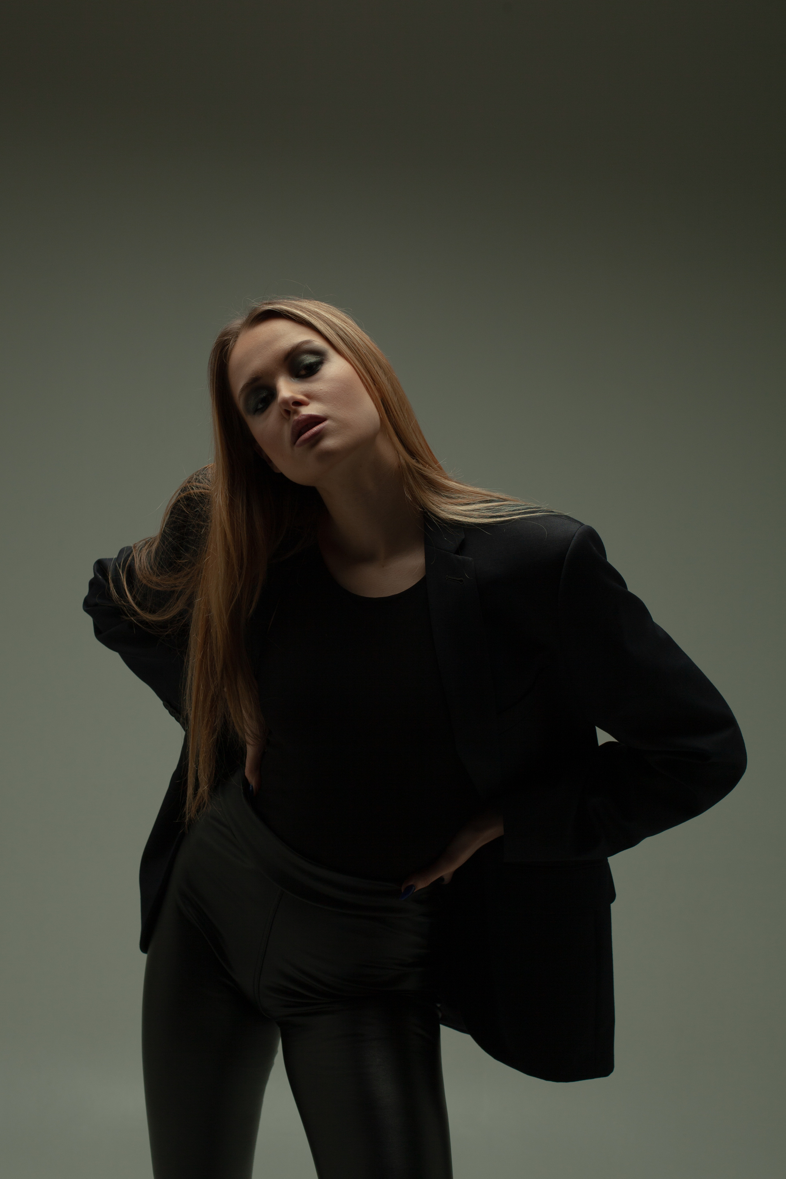 Илона в студии Модельные тесты. Портретный и семейный фотограф в Москве Владимир Крылаев