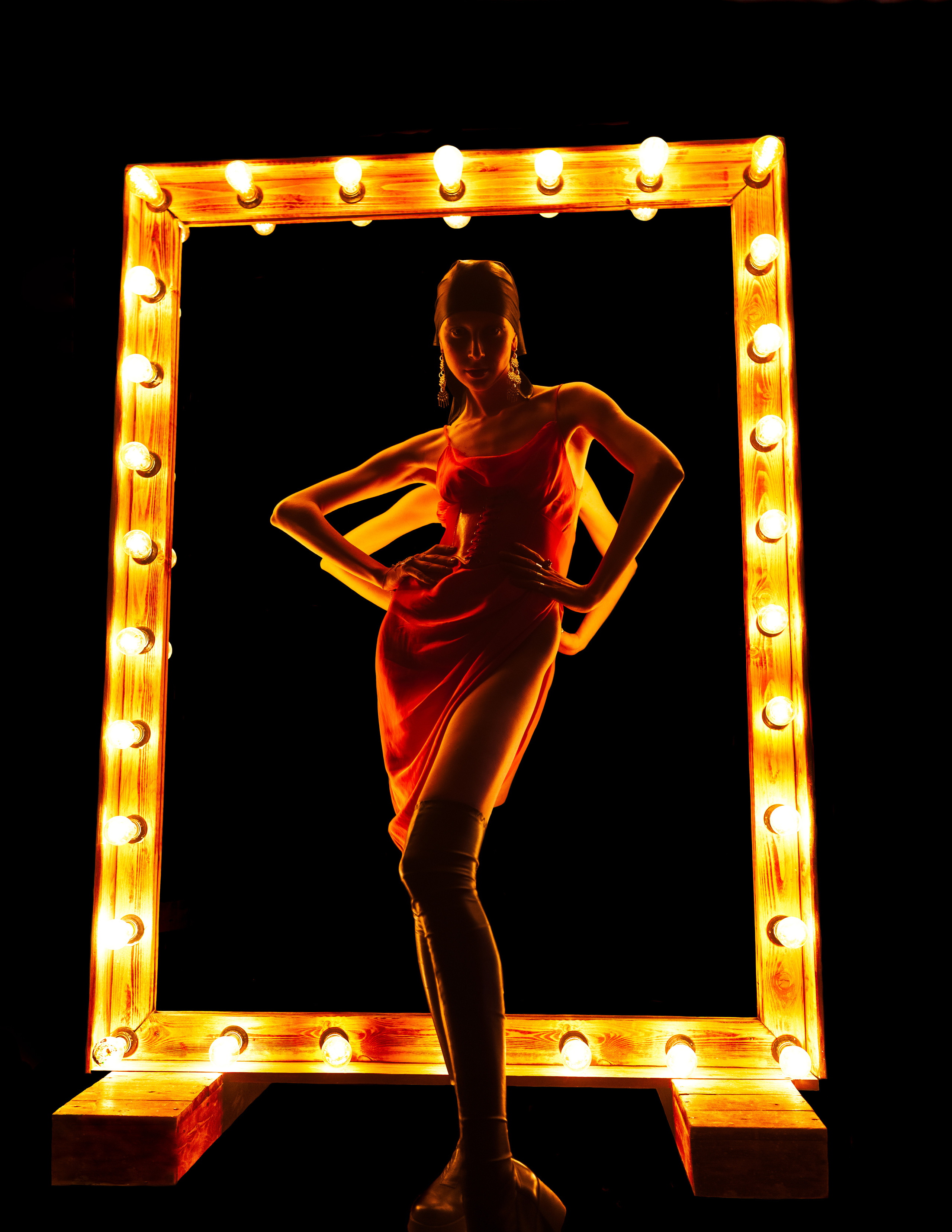 Алина) и зеркало. Портретный и семейный фотограф в Москве Владимир Крылаев