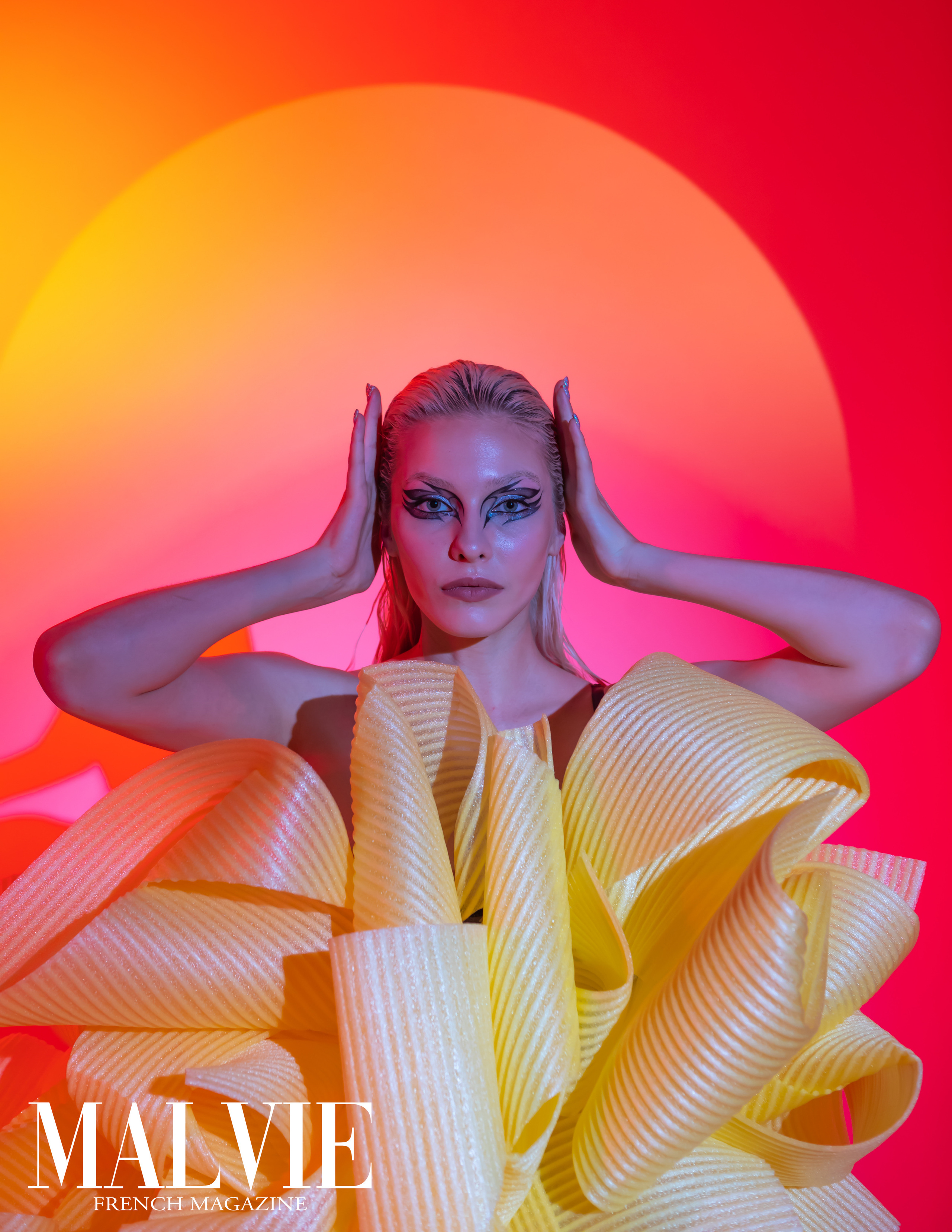 Постановочная съёмка, студия, сложный свет. Портретный и семейный фотограф в Москве Владимир Крылаев