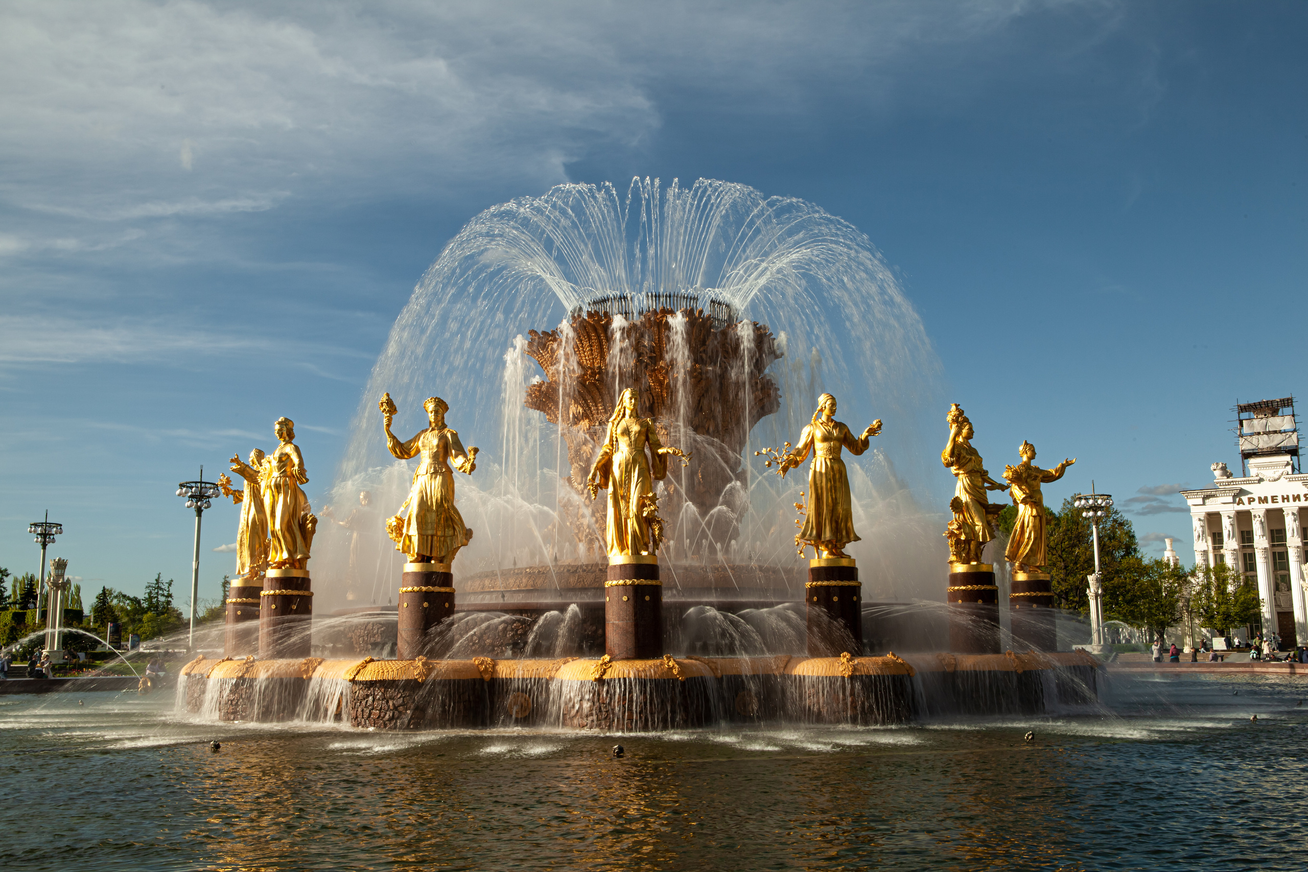 Love Story на улице, на природе. Портретный и семейный фотограф в Москве Владимир Крылаев