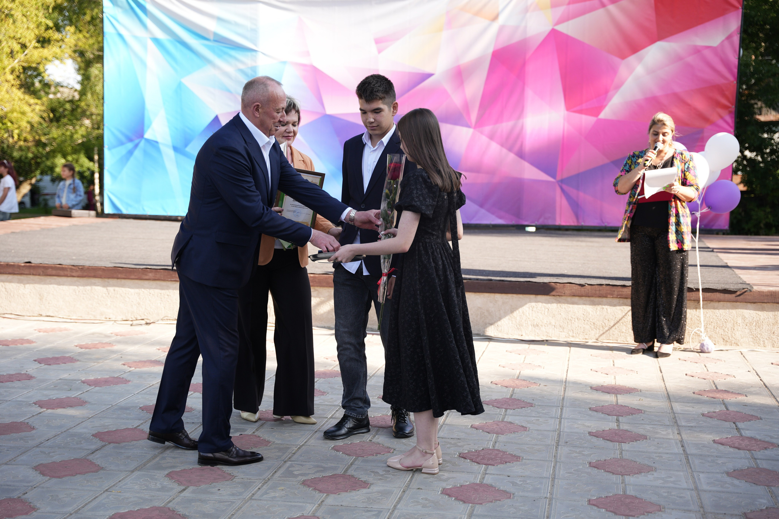 Выпускной в парке. Ольга Плаксина фотограф в Саратове