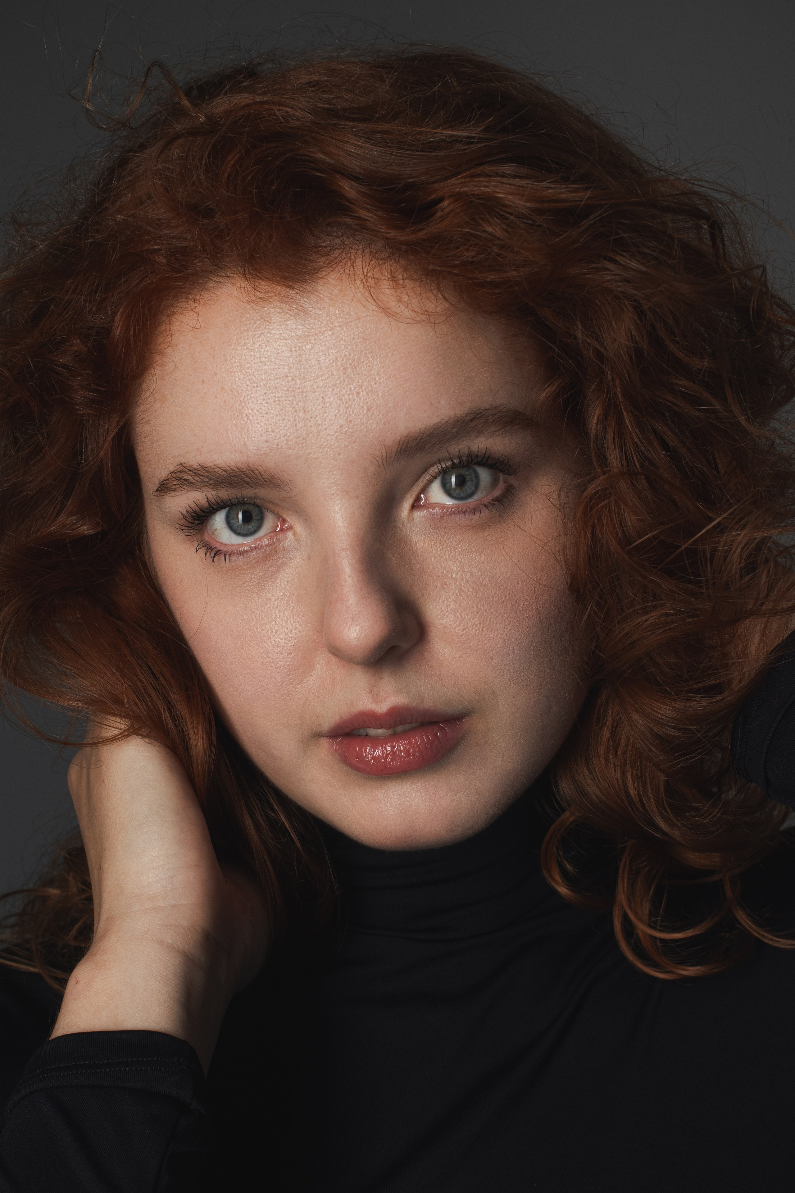 Алина Резвякова. Фотограф для брендов Любовь Батина (Спб/Мск)