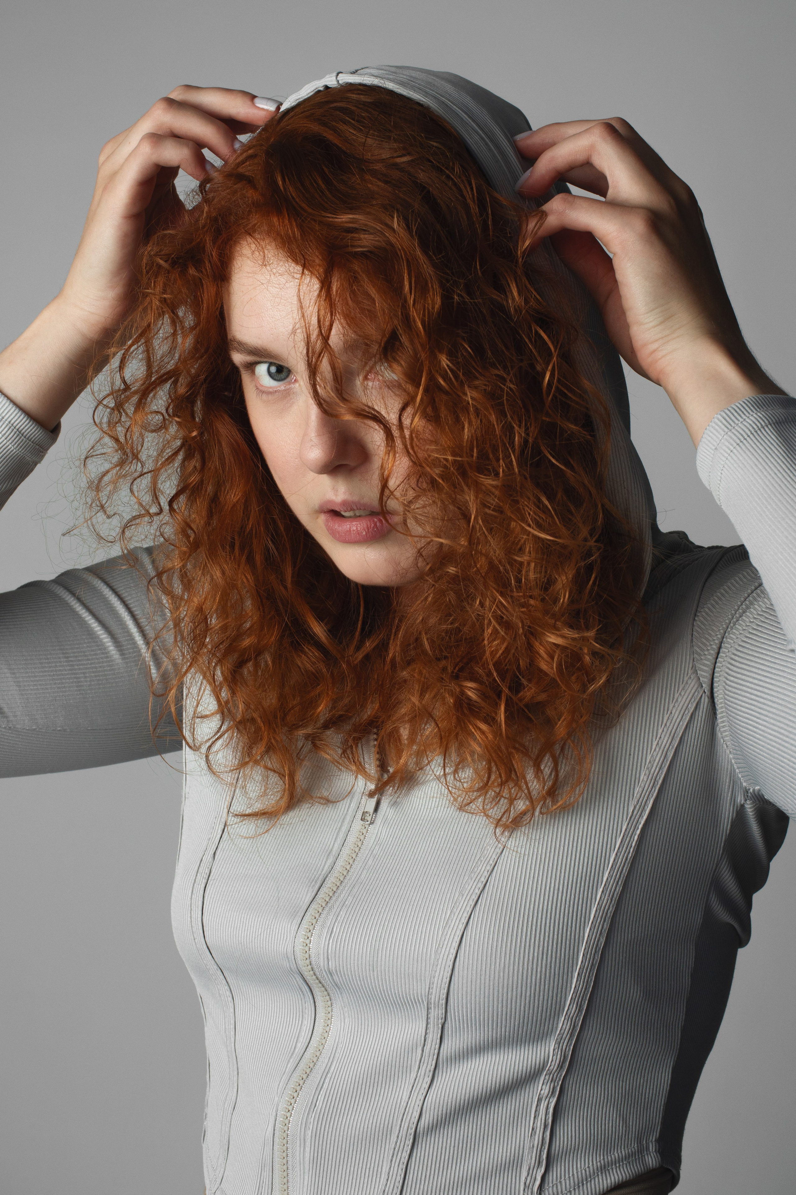 Алина Резвякова. Фотограф для брендов Любовь Батина (Спб/Мск)