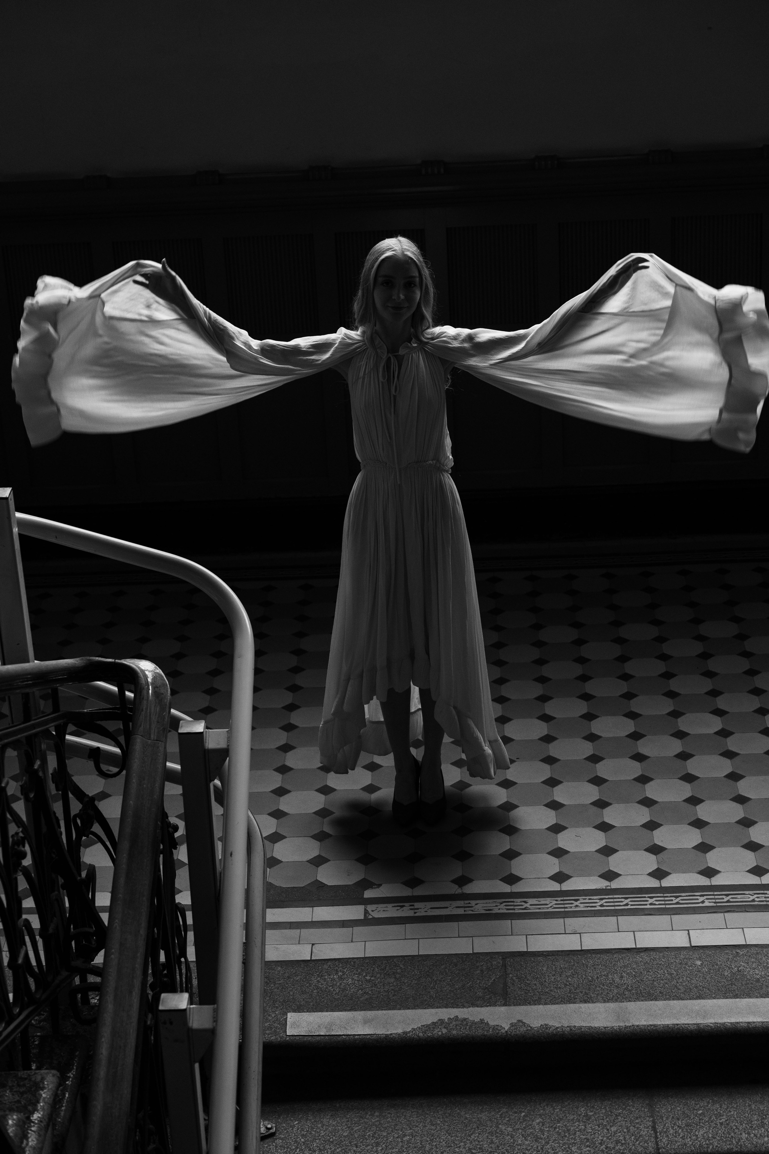 Даша и Константин Витебский вокзал. Фотограф/видеограф в Санкт-Петербурге Динара Гольдина