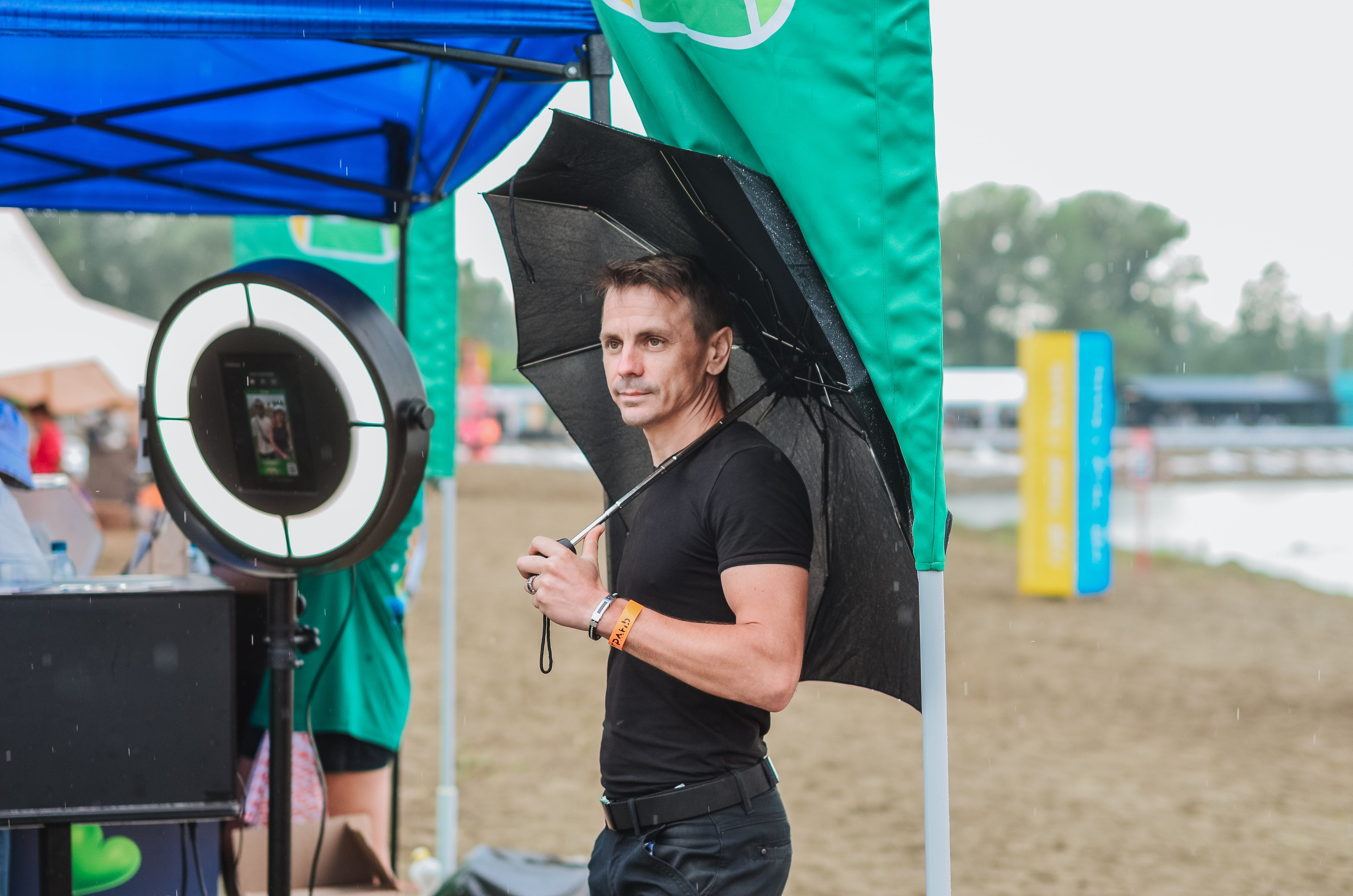 Фестиваль «Грань» 2025. Спортивная площадка. Денисова Аля — фотограф для парных съемок и индивидуальных историй в Барнауле