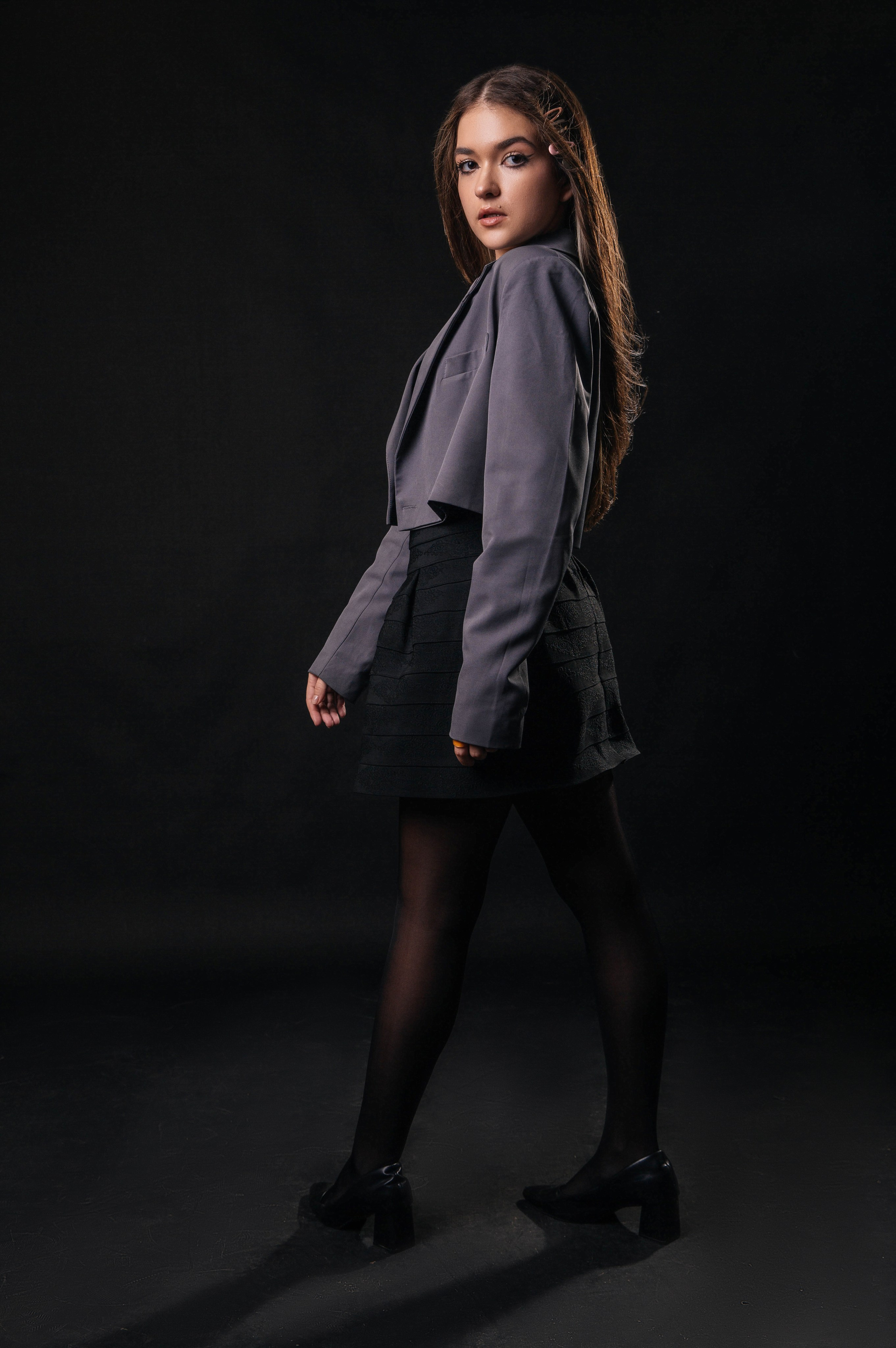 Портреты в студии (черный фон). Диля Гареева фотограф — Бугульма, Казань, Альметьевск, Заинск