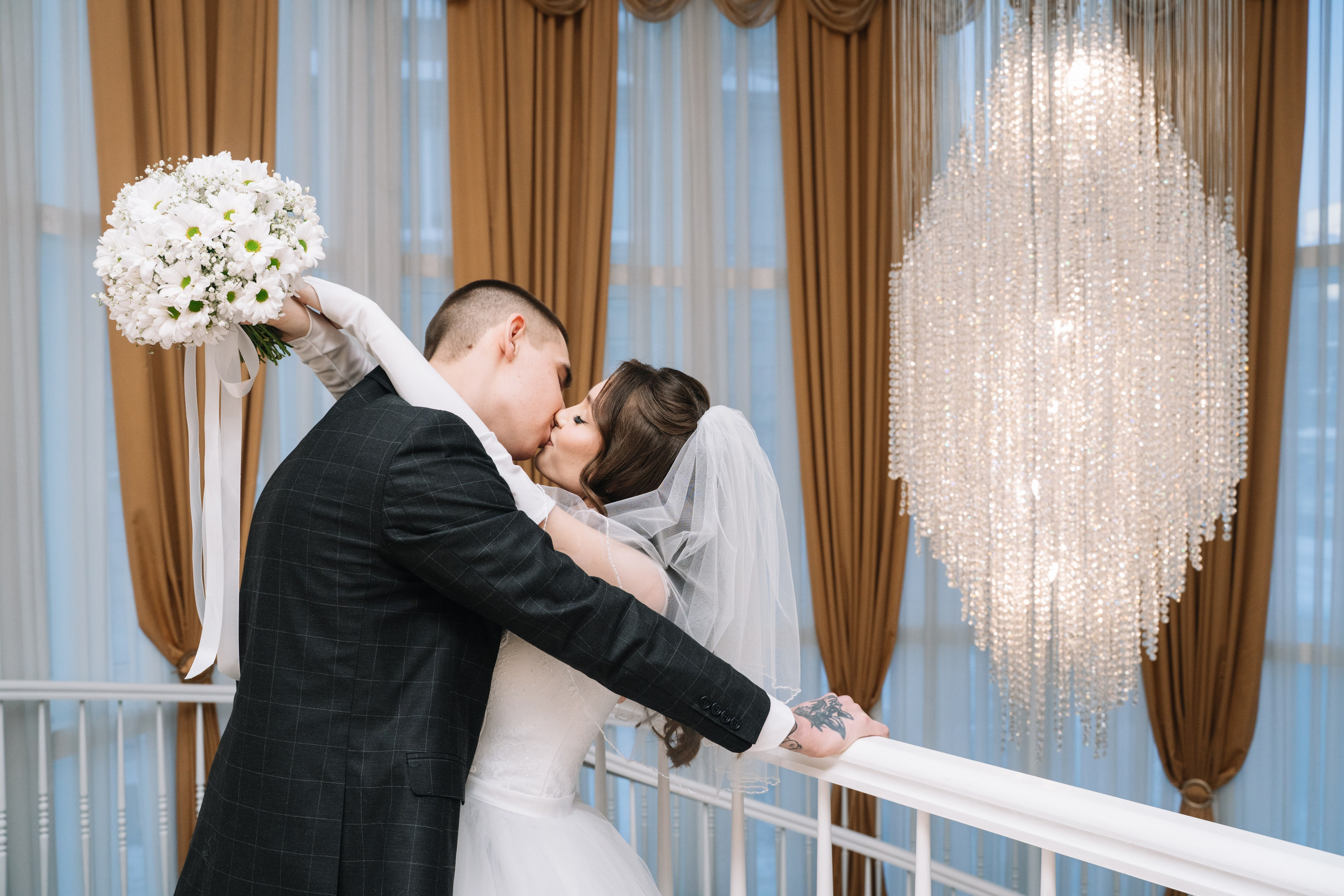 Свадебное портфолио. Дипломированный фотограф в Новосибирске. Фотографирую свадьбы, репортажи, индивидуальные фотосессии, lovestory(семейные)