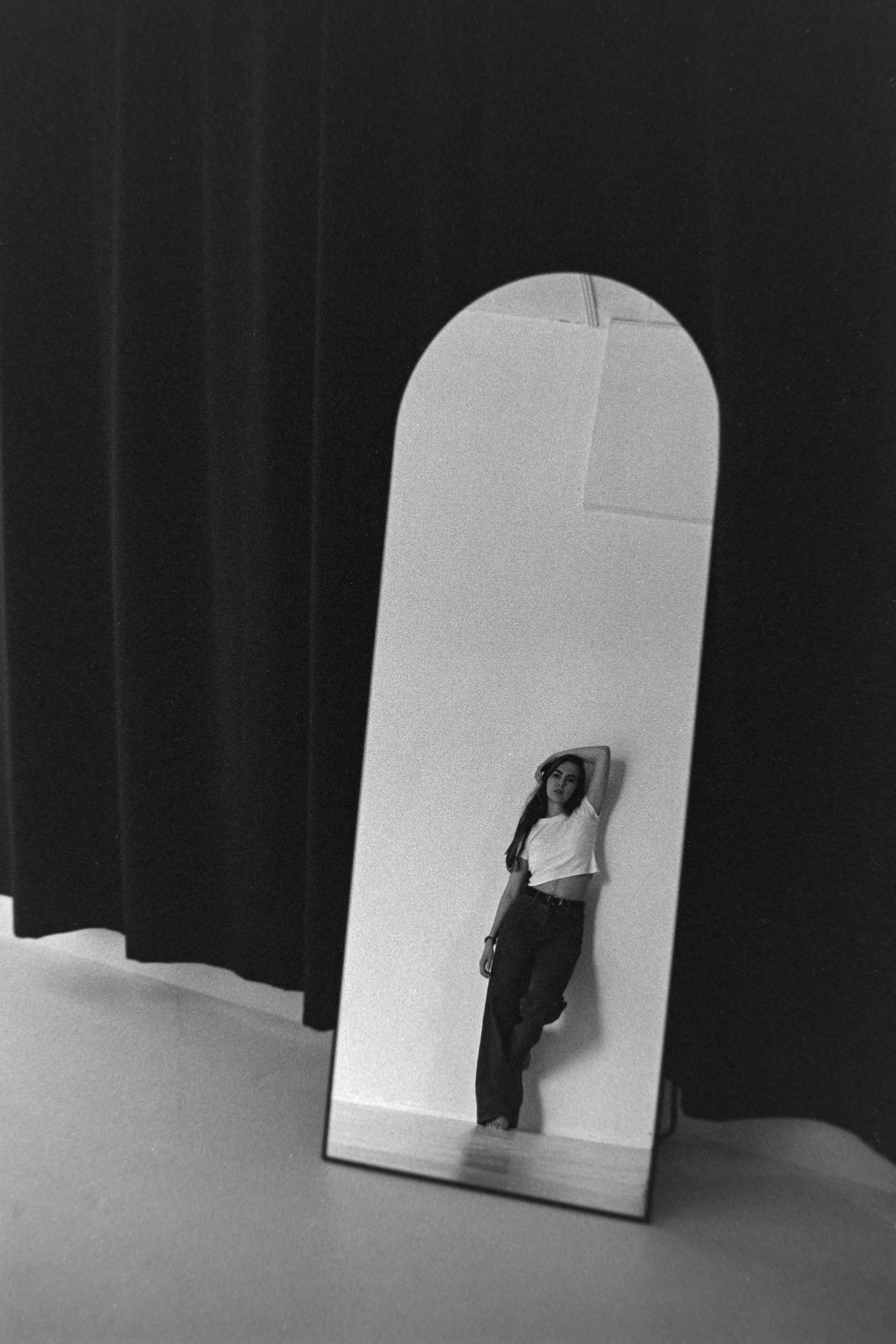 Лилия в минимализме