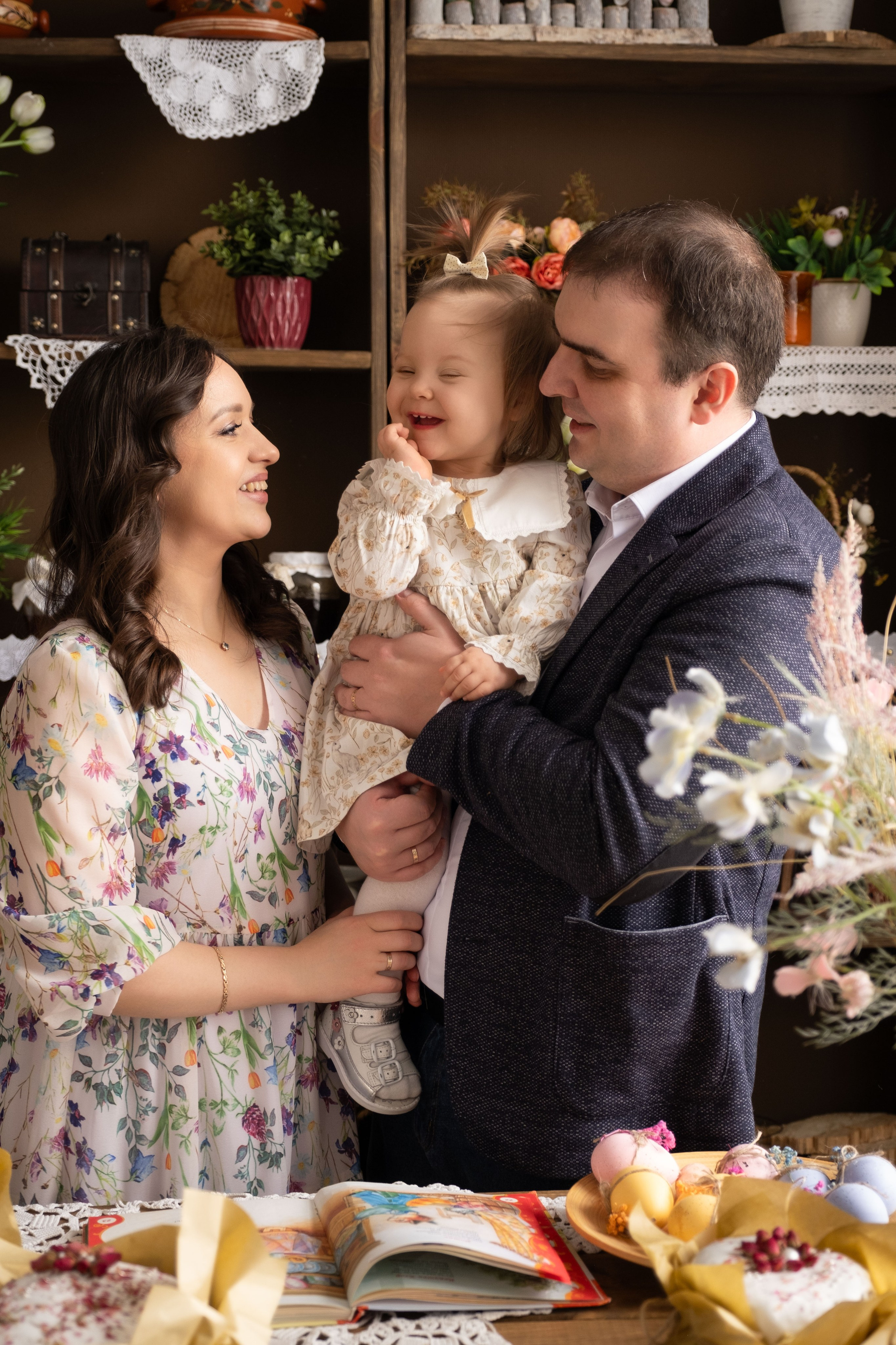 Семейные студийные фотосессии, дни рождения. Фотограф беременности Демочкина Елена